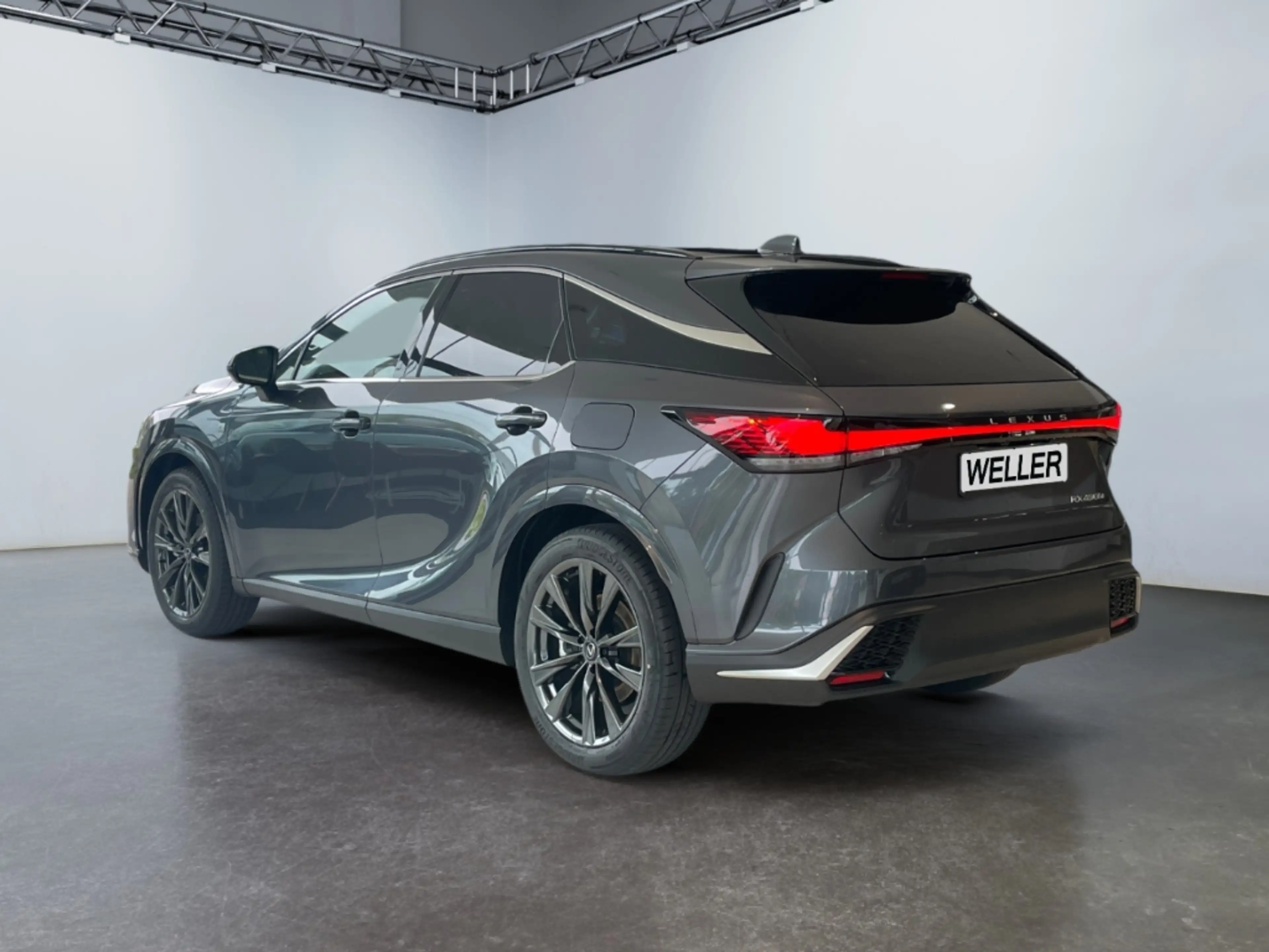 Lexus RX 450h 450 h+ E-FOUR F Sport Design — photo 7