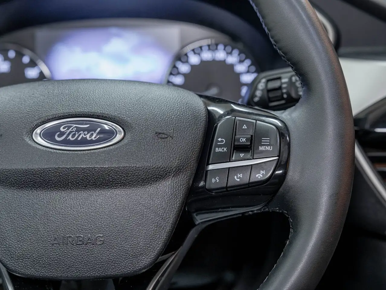 Ford Escape снимка Ford Escape