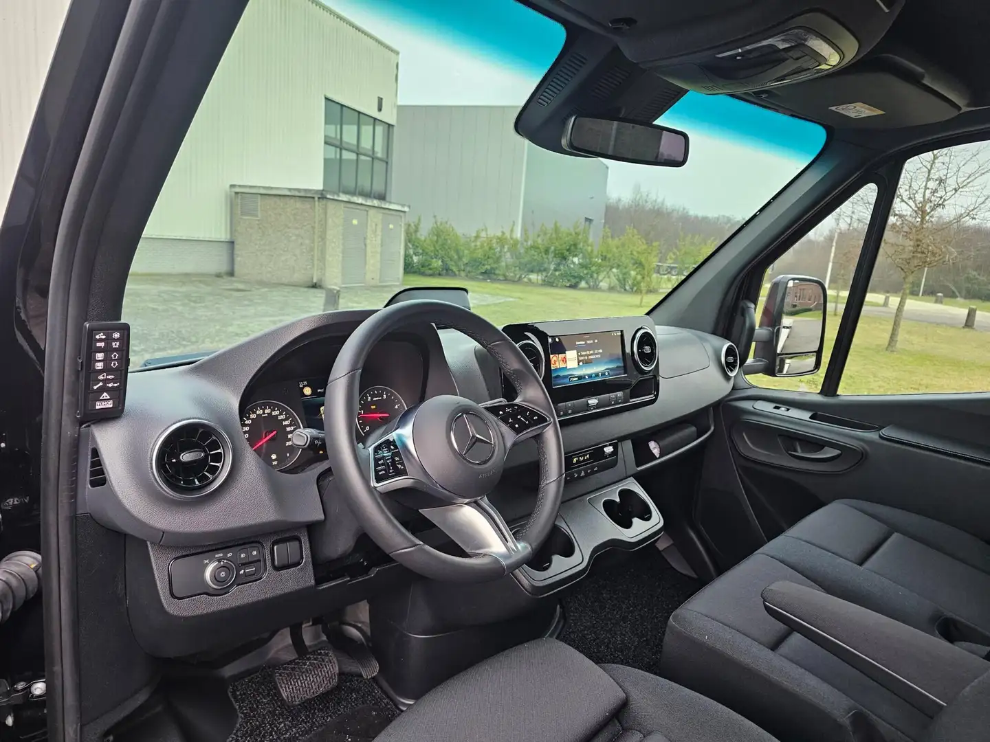Mercedes-Benz Sprinter 519 1.9 CDI oprijwagen TIJHOF nieuw luchtvering crna - 2
