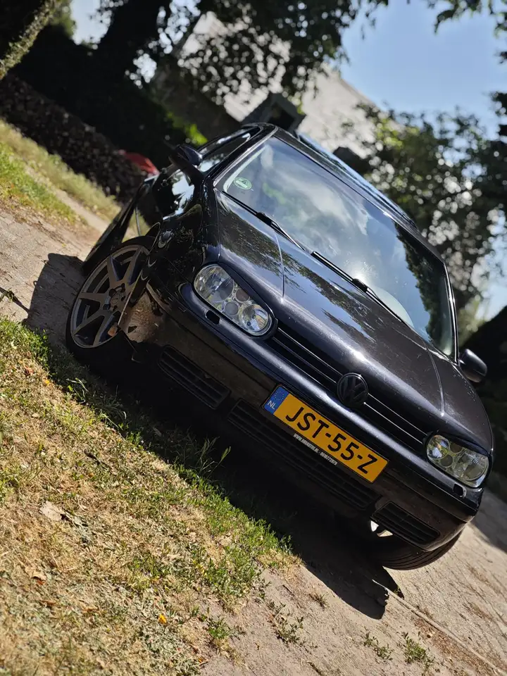 Volkswagen Golf 1.8 Turbo Highline, foto 1