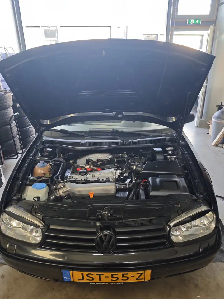 Volkswagen Golf 1.8 Turbo Highline, foto 2