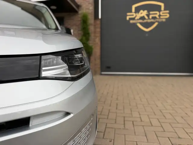 Volkswagen Caddy view 9