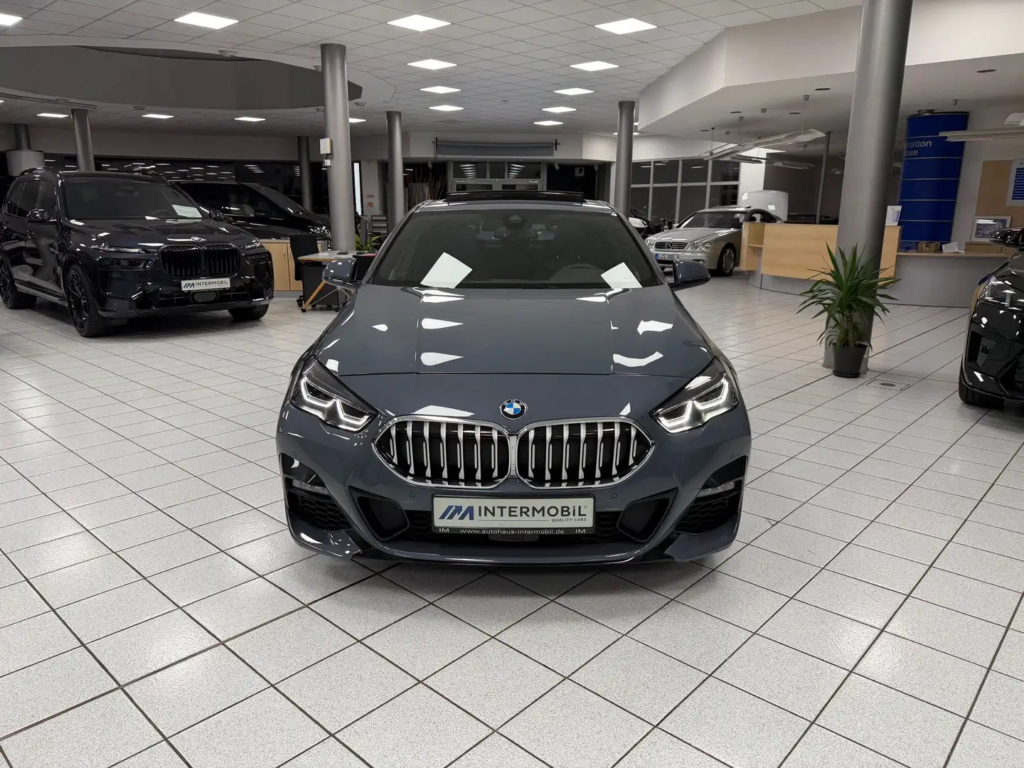 BMW 218 i M-Sport PANO*KAM*KEYL*ACC*LED* Grau - 2