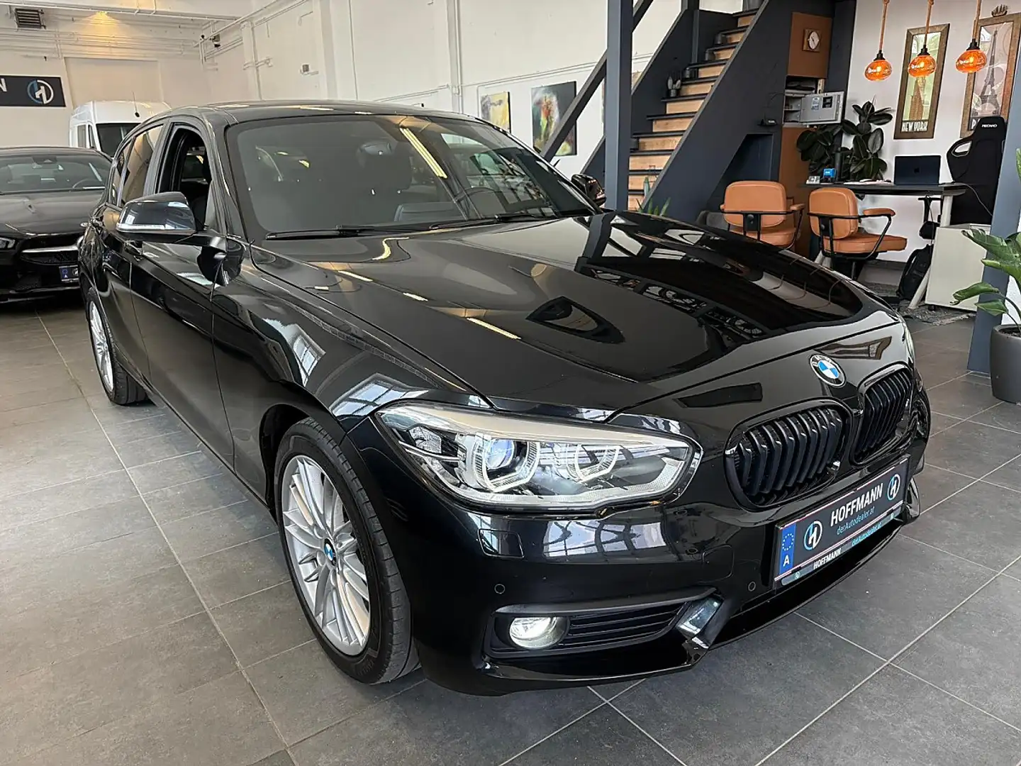 BMW 116 i Advantage,LED/Navi/17"Alu/Alpine Soundsystem Schwarz - 1