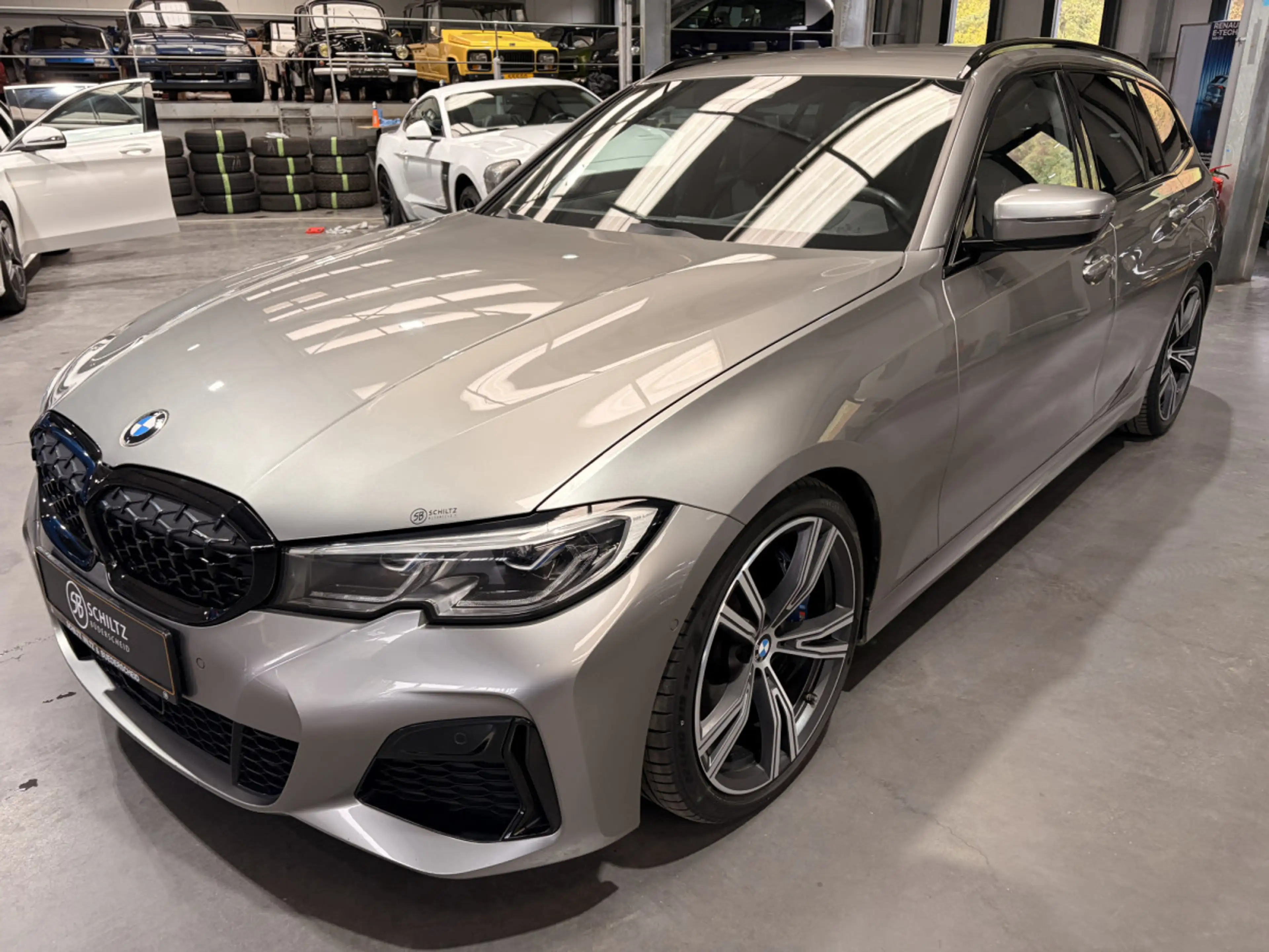 BMW 340 M340i i xDrive Touring — photo 6