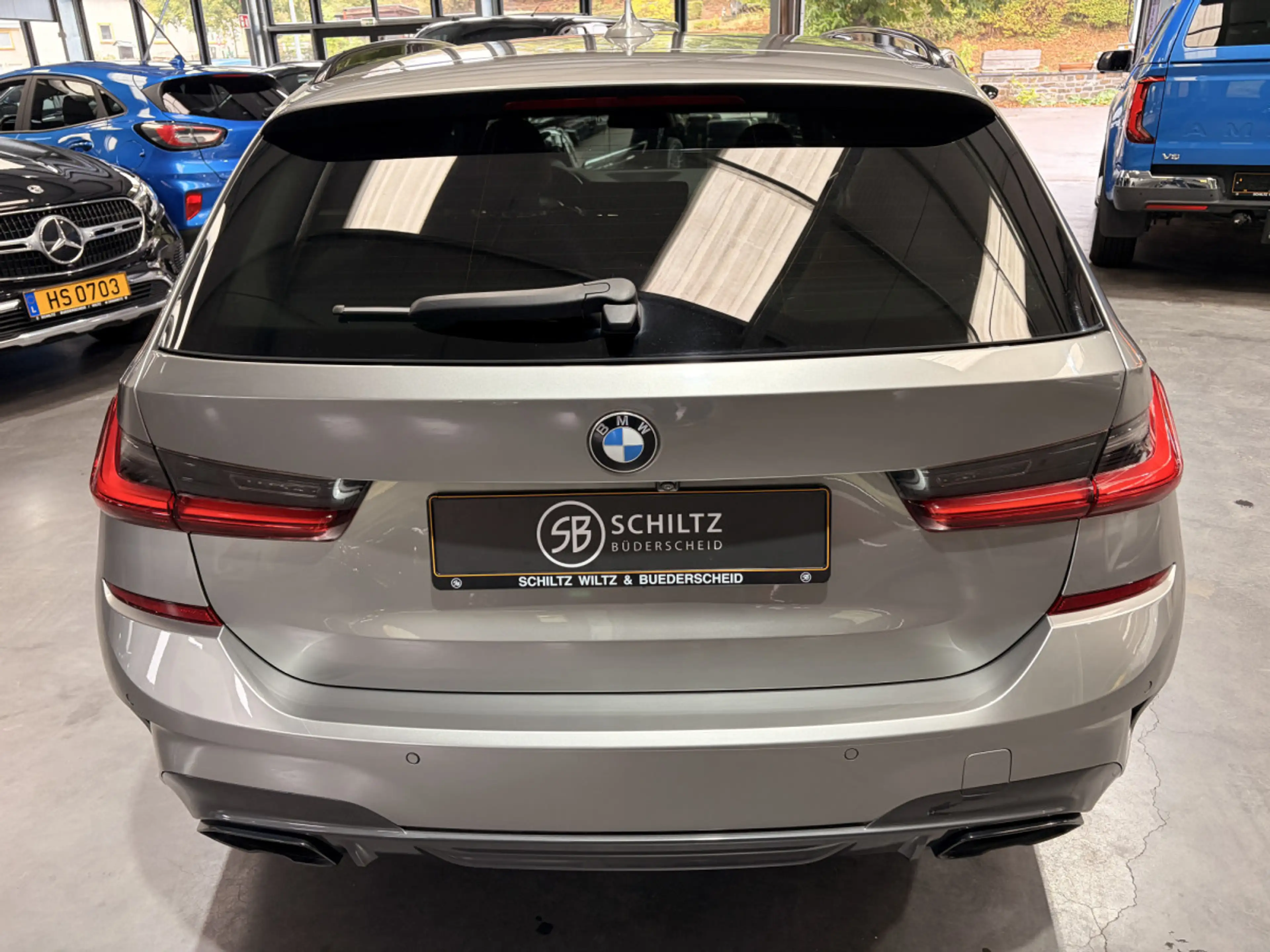 BMW 340 M340i i xDrive Touring — photo 4