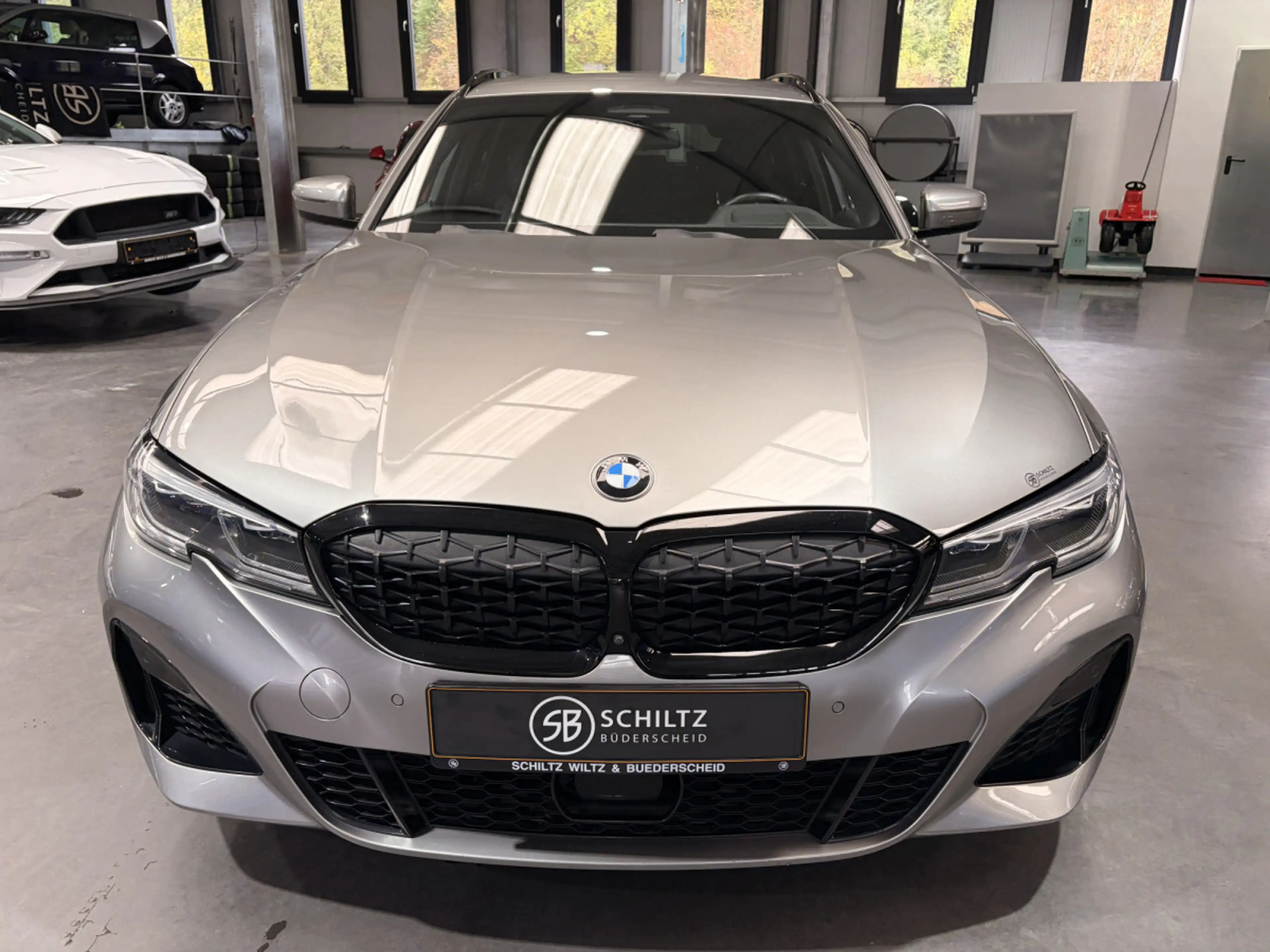BMW 340 M340i i xDrive Touring — photo 7