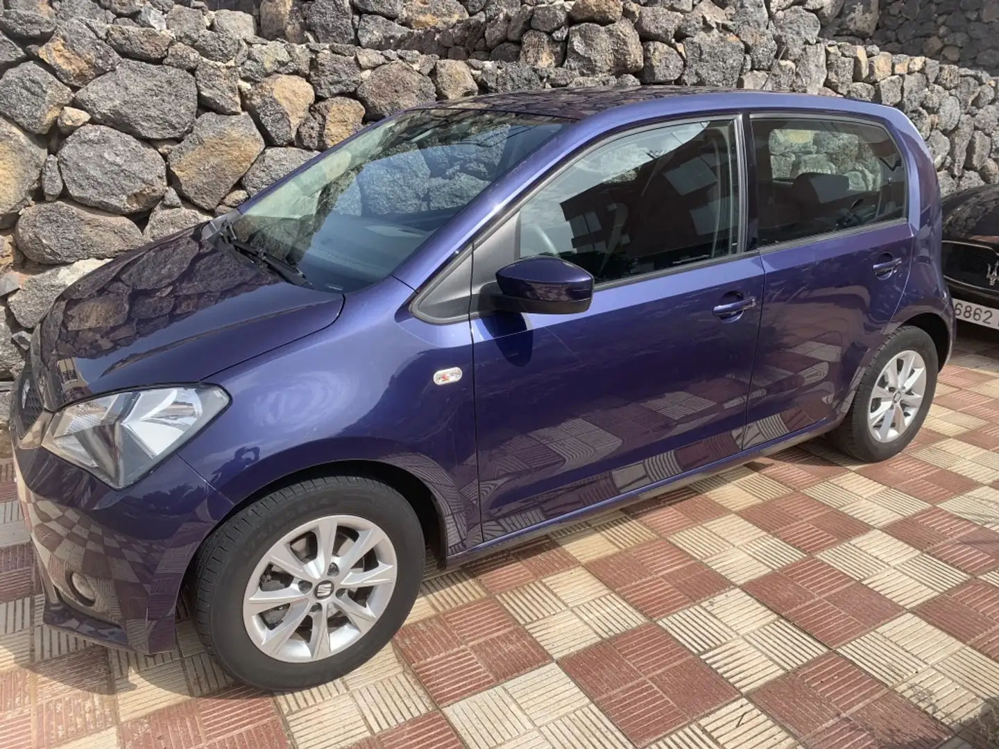 SEAT Mii 1.0 Style 75 Burdeos - 1