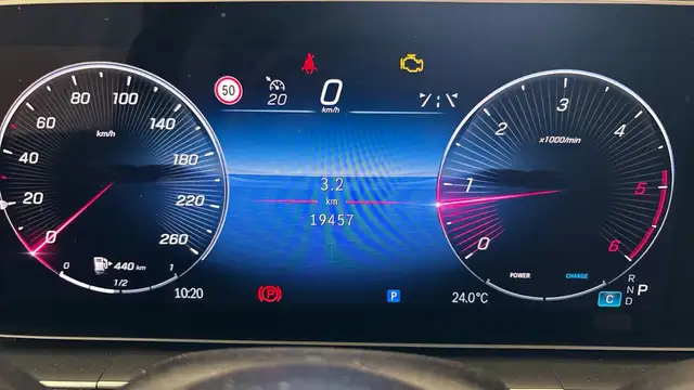 Mercedes-Benz Gle view 12