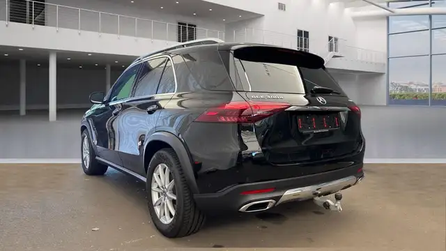 Mercedes-Benz Gle view 5