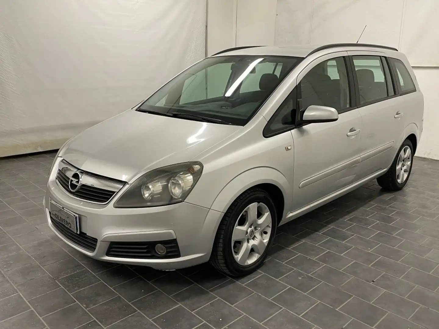 Opel Zafira 1.9 CDTI 120CV Enjoy-7posti Grigio - 2