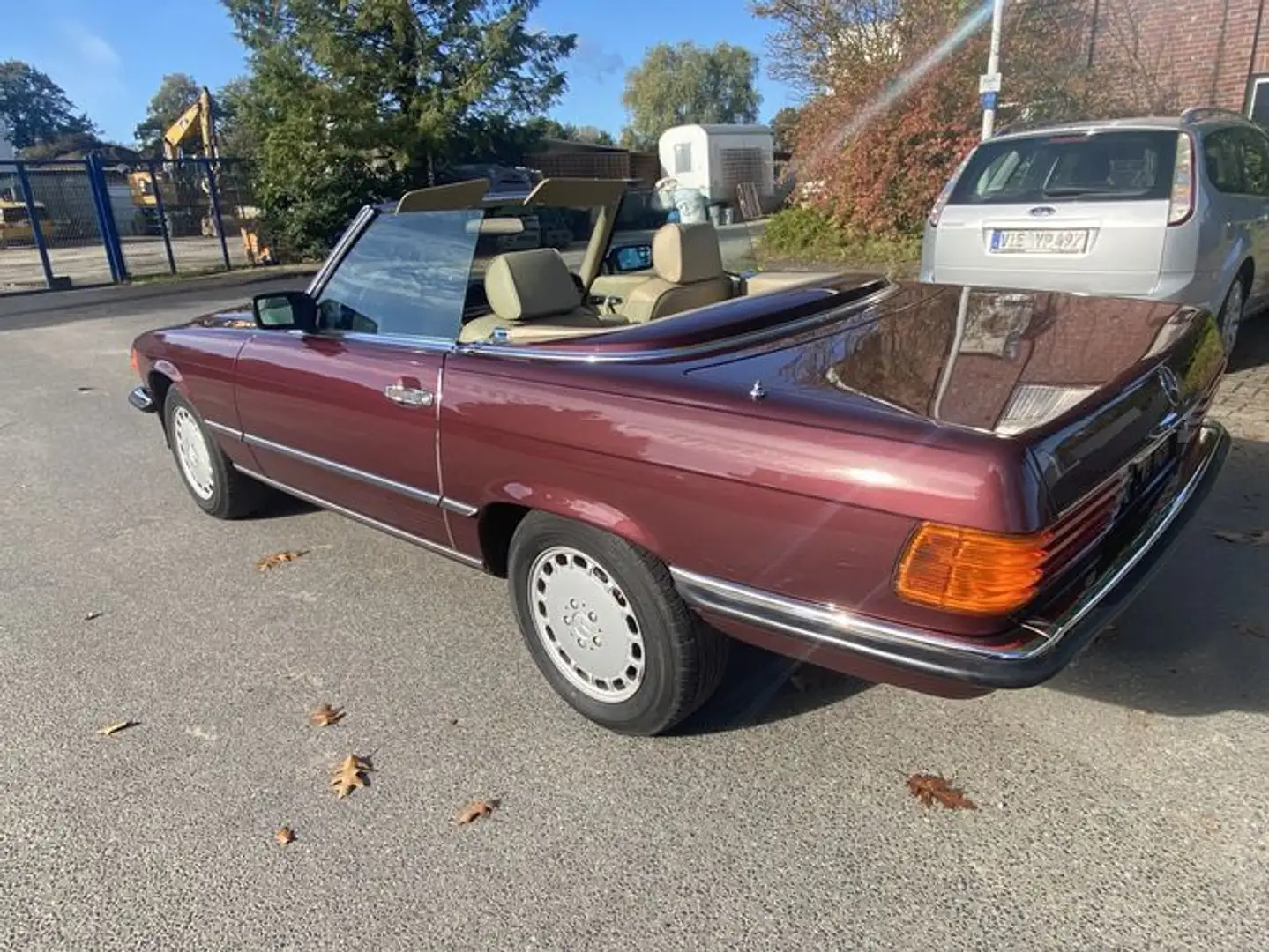 Mercedes-Benz SL 560 Pajettrot,Beige Kanada Import Červená - 2