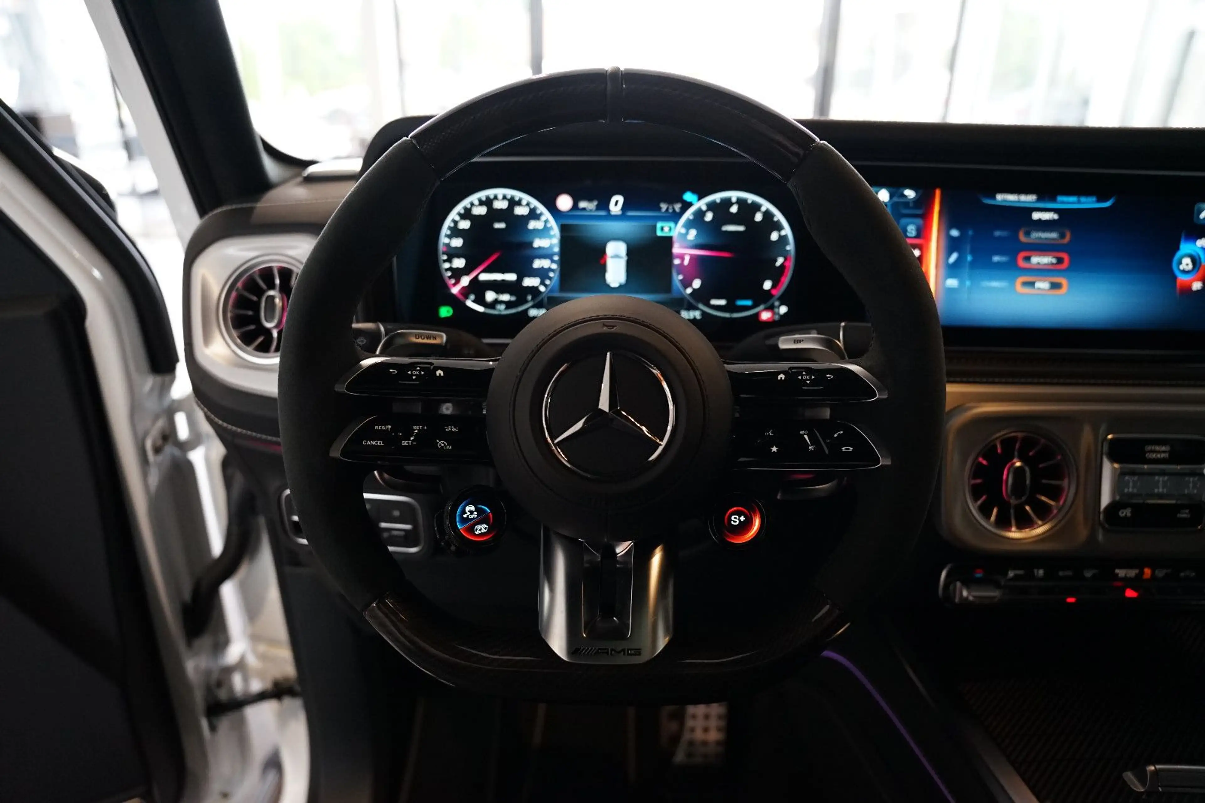 Mercedes-Benz G 63 AMG | Superior | Carbon | SD | AHK — photo 13