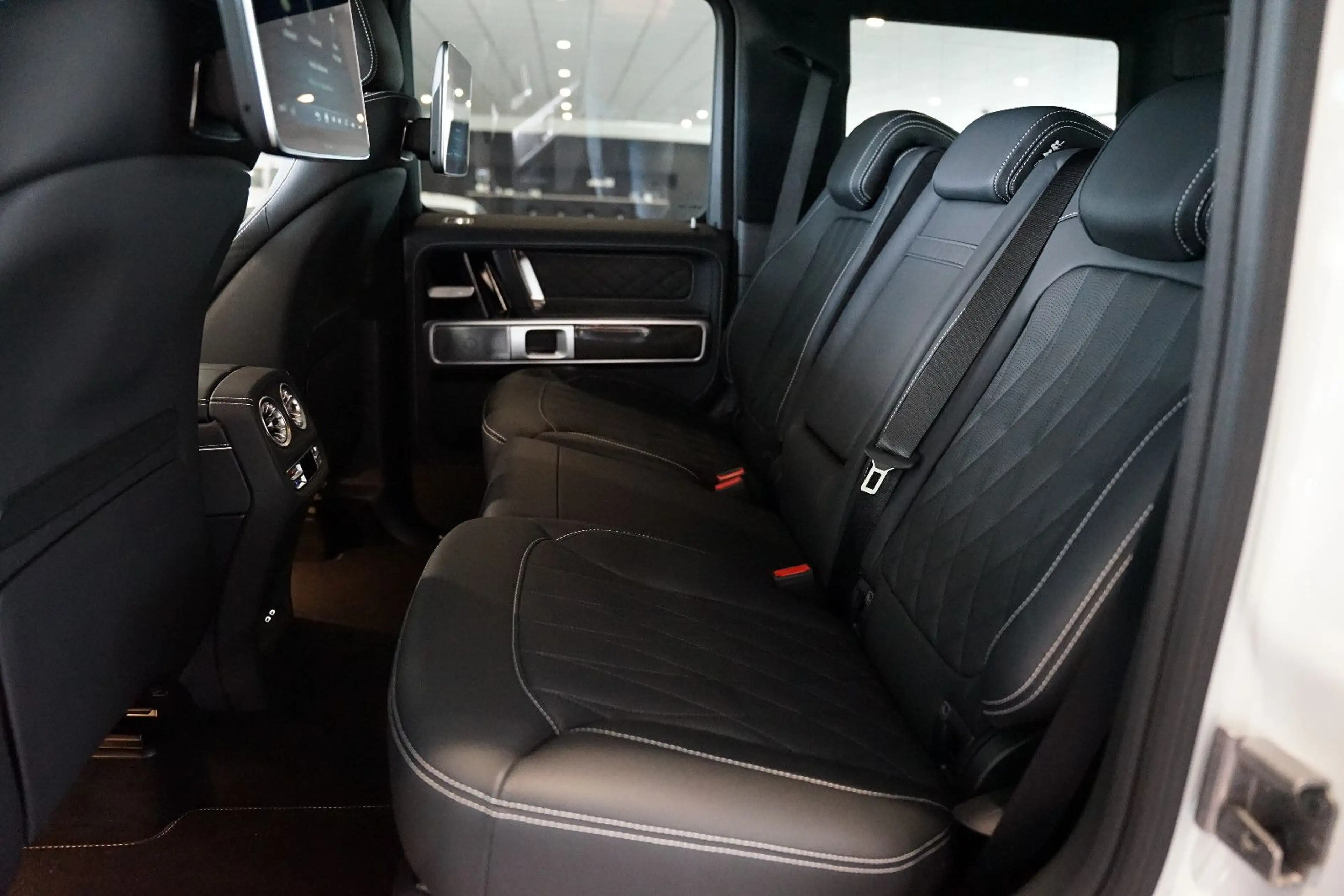 Mercedes-Benz G 63 AMG | Superior | Carbon | SD | AHK — photo 10