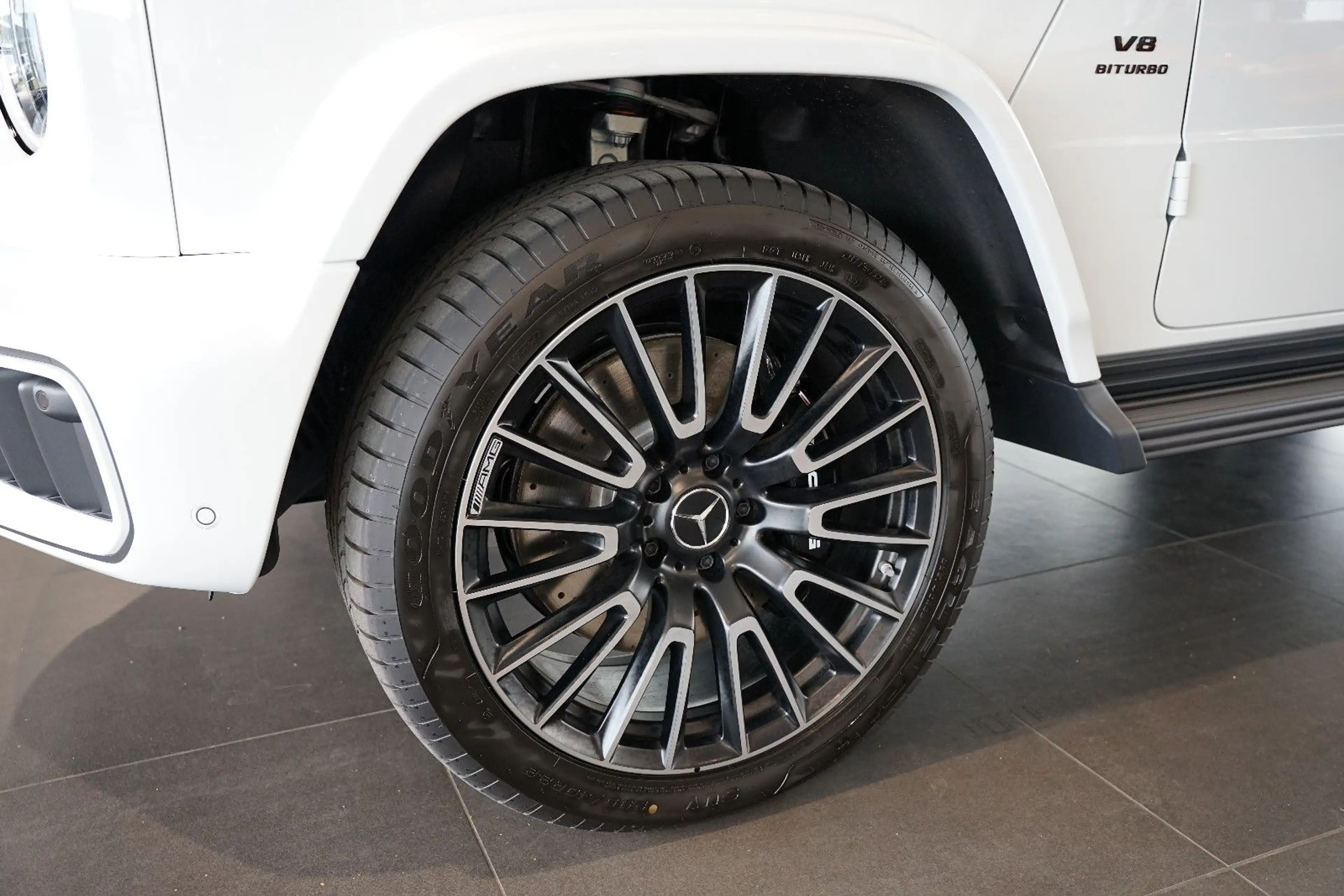 Mercedes-Benz G 63 AMG | Superior | Carbon | SD | AHK — photo 6