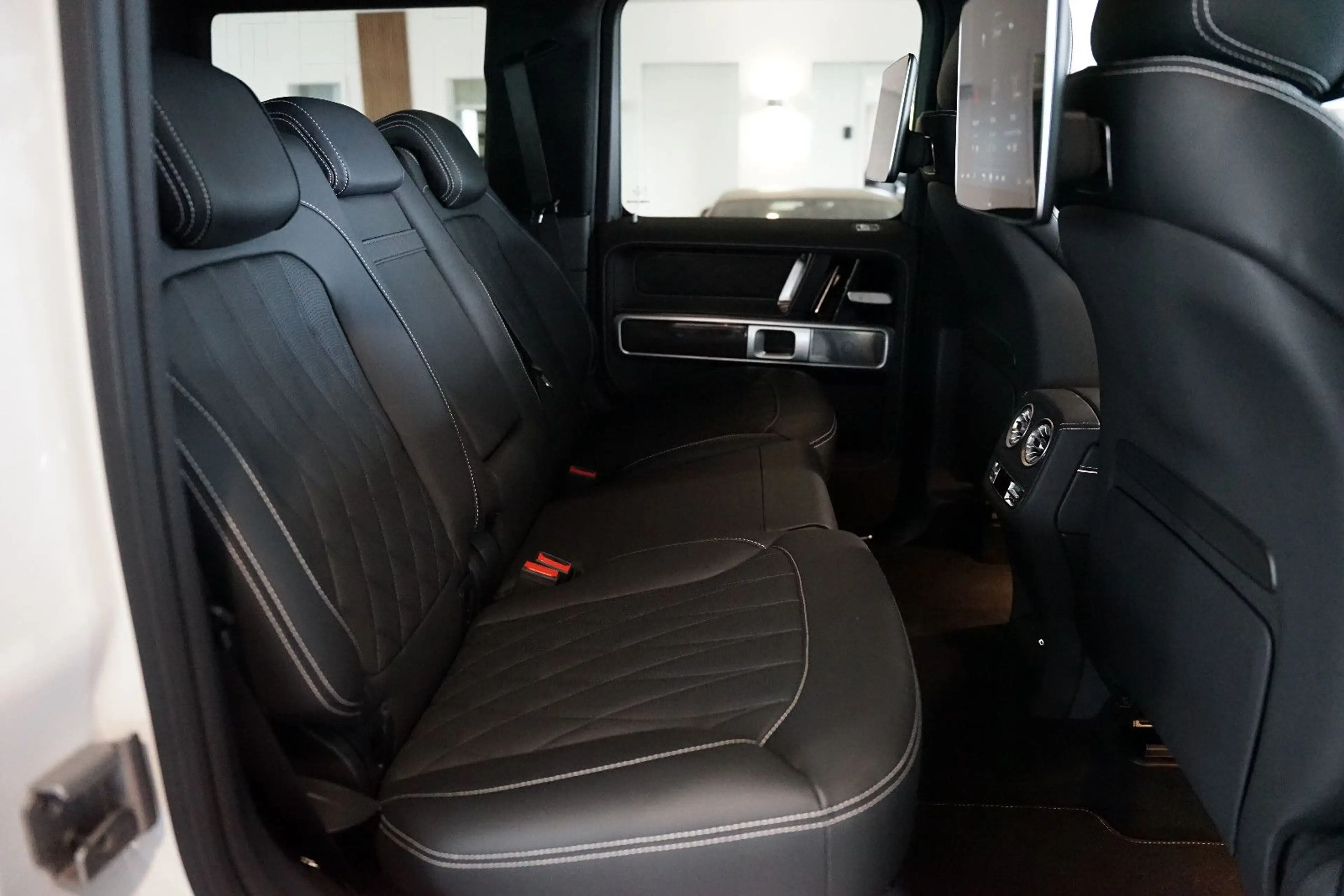 Mercedes-Benz G 63 AMG | Superior | Carbon | SD | AHK — photo 11