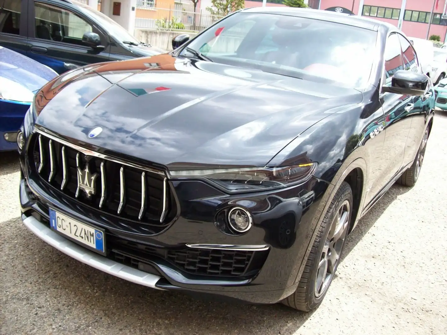 Maserati Levante Levante 3.0 V6 Granlusso 350cv auto Nero - 2