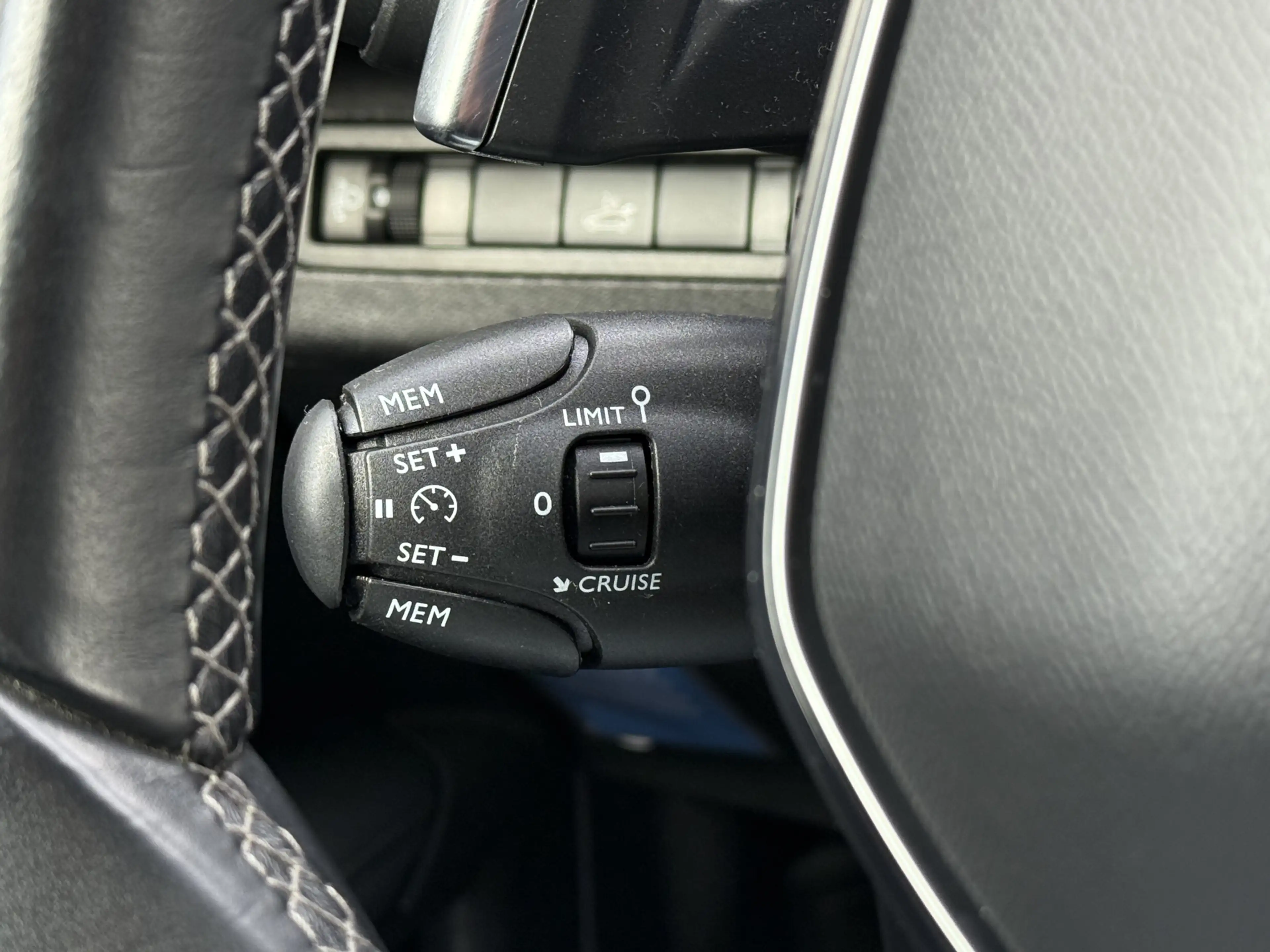 Peugeot 5008 BWJ 2021 | 1.2T 131PK Premium Av. AUTOMAAT | CLIMA — photo 7