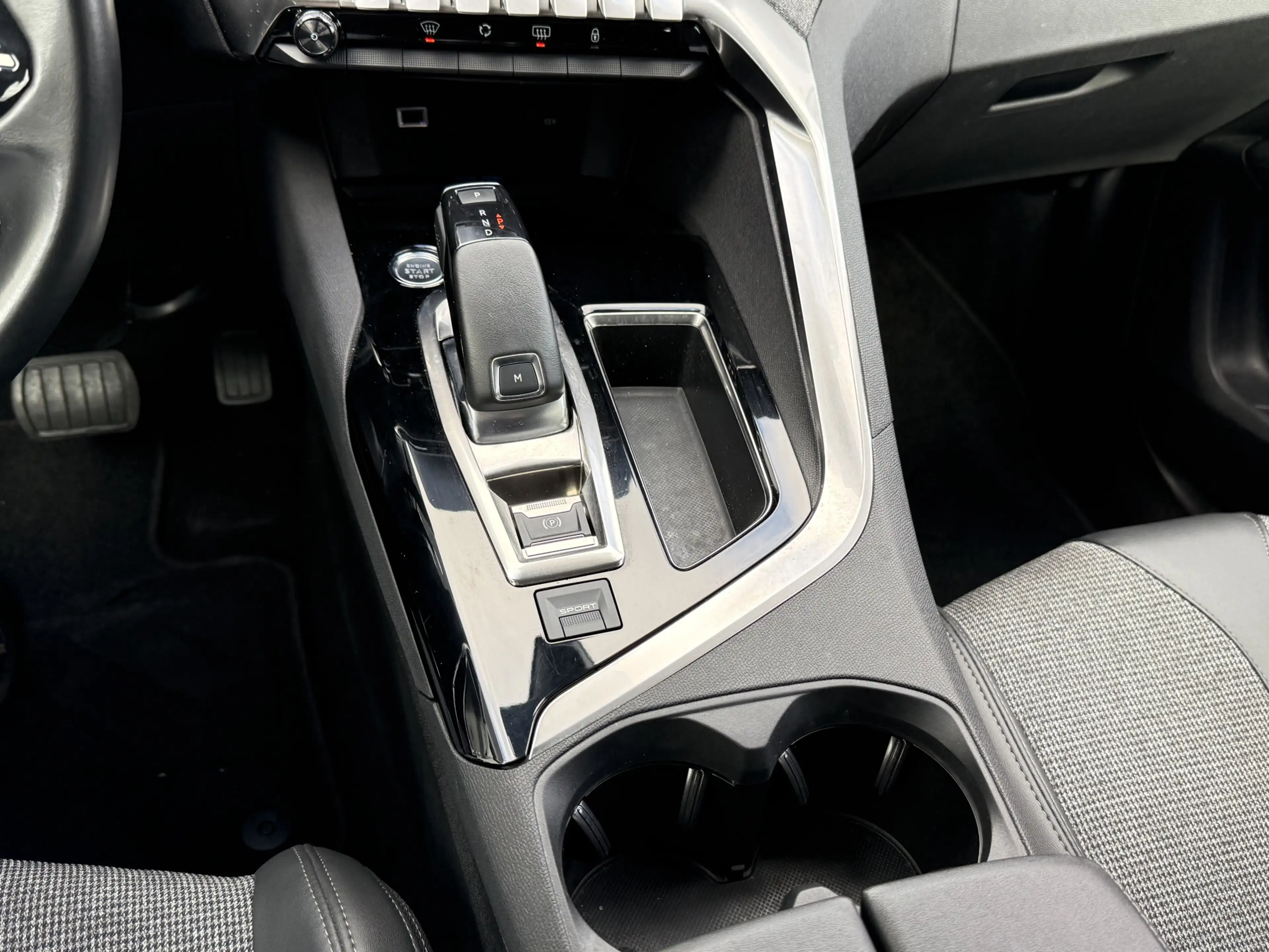 Peugeot 5008 BWJ 2021 | 1.2T 131PK Premium Av. AUTOMAAT | CLIMA — photo 17