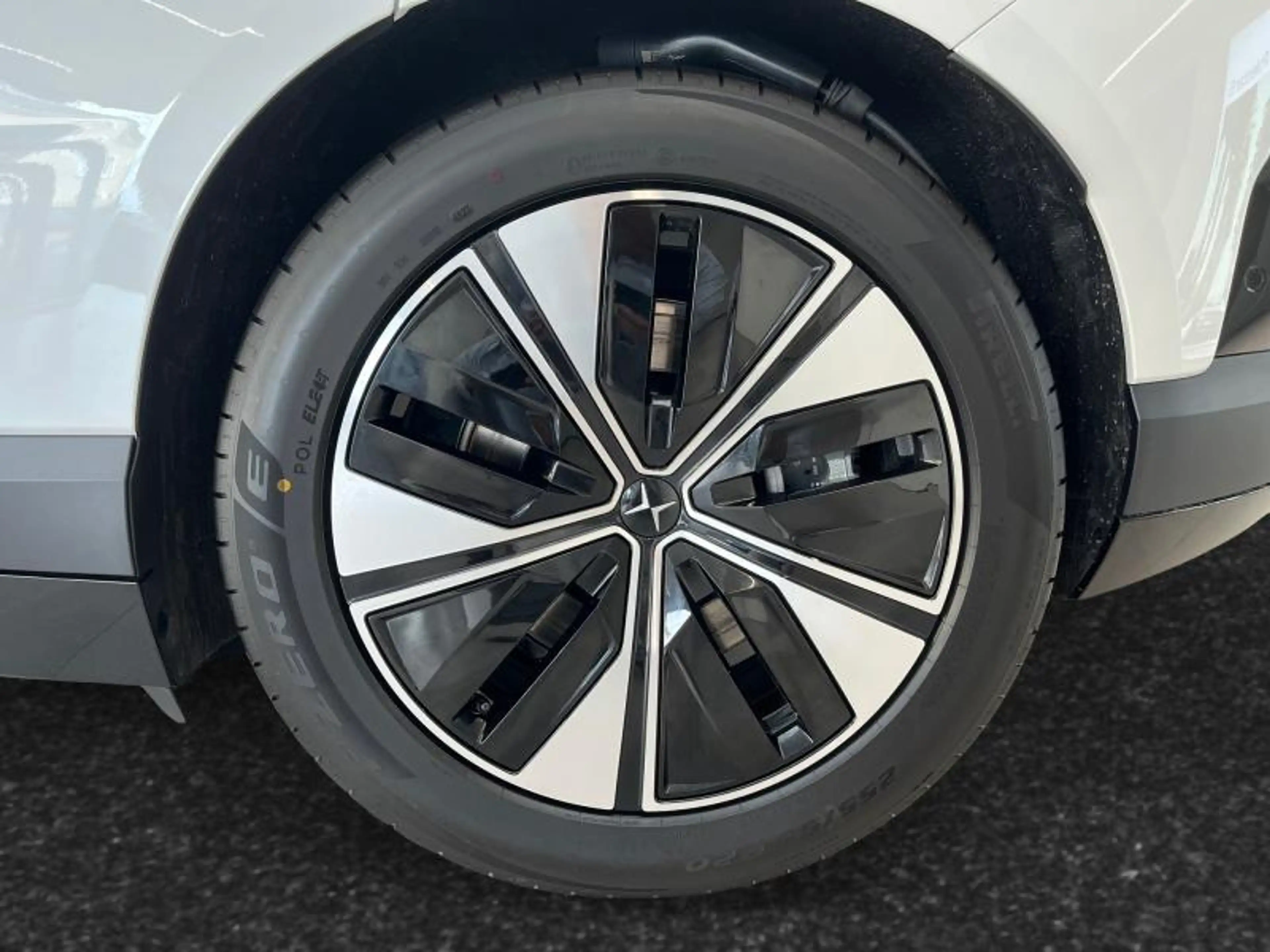 Polestar 4 PRIME PACK / LRSM — photo 11