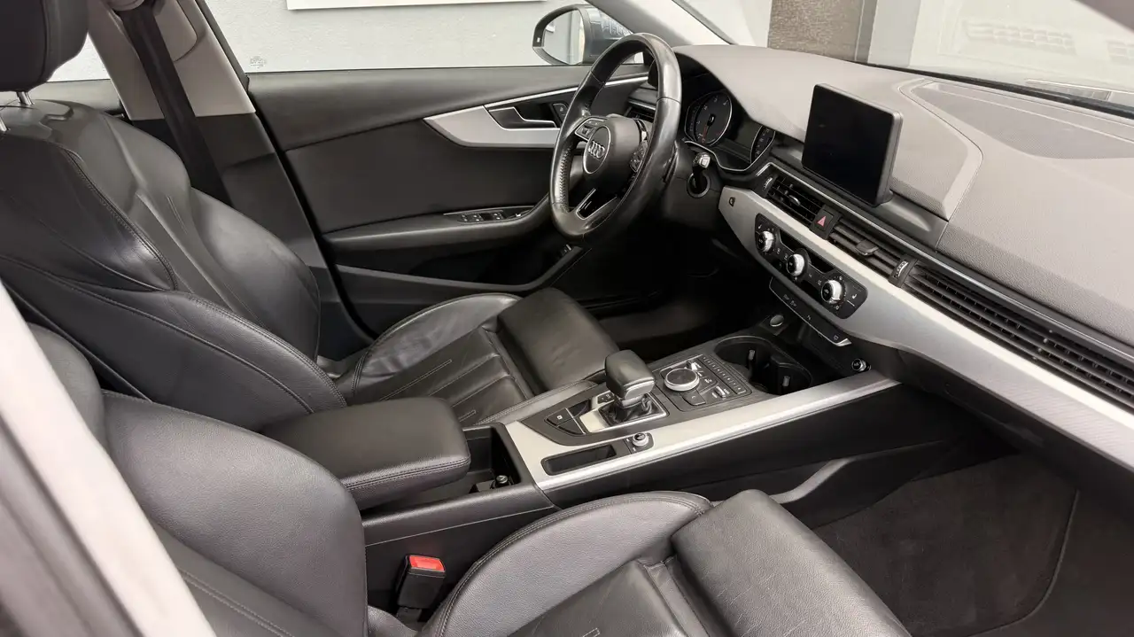 Audi A4 Sport NAVI LEDER DSG AHK TÜV u SERVICE NEU, foto 5