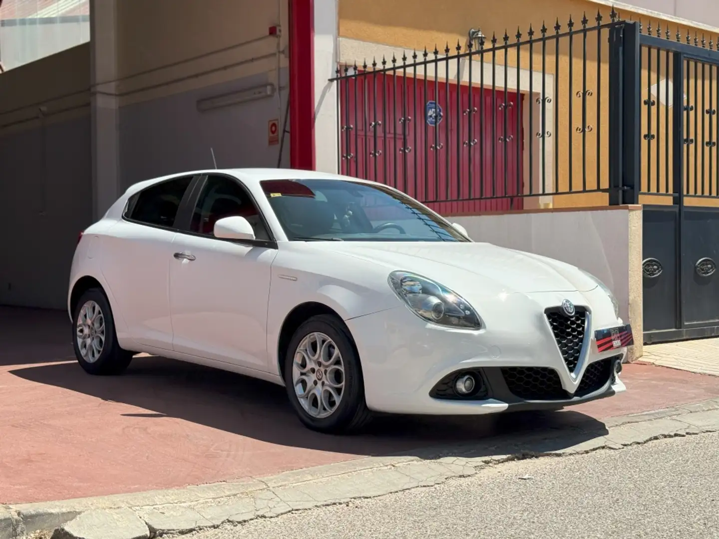 Alfa Romeo Giulietta 1.6JTD 120 Blanco - 2