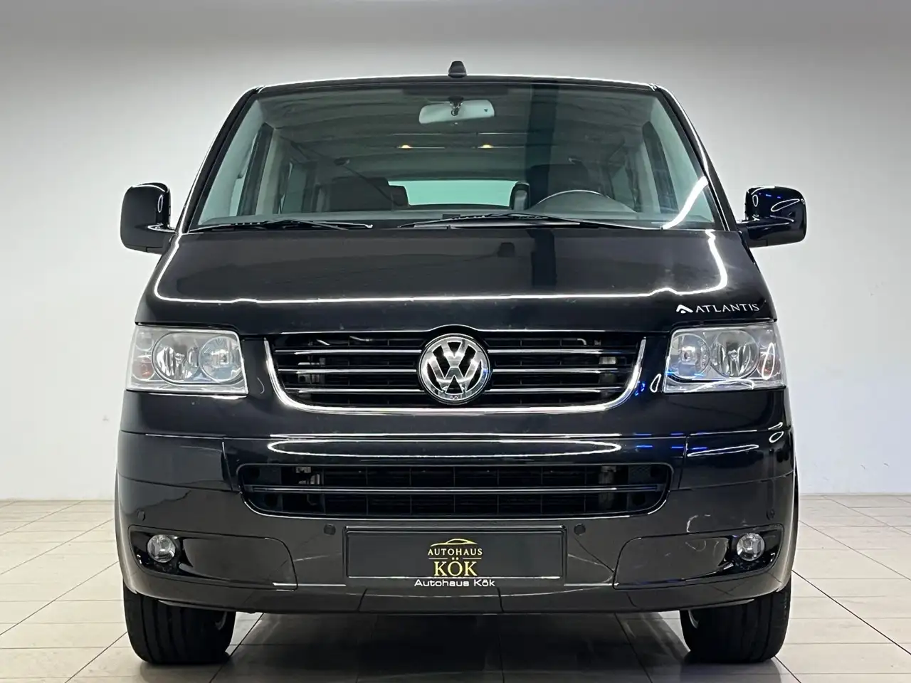 VOLKSWAGEN MULTIVAN ATLANTIS DSG - 6 PLACES - CUIR - RÉGULATEUR DE VITESSE - CLIMATISATION - JANTES ALLIAGE