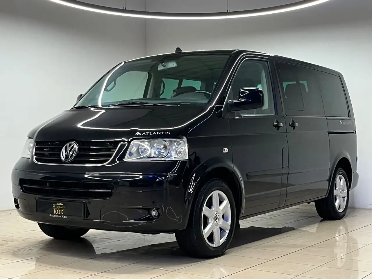 VOLKSWAGEN MULTIVAN ATLANTIS DSG - 6 PLACES - CUIR - RÉGULATEUR DE VITESSE - CLIMATISATION - JANTES ALLIAGE