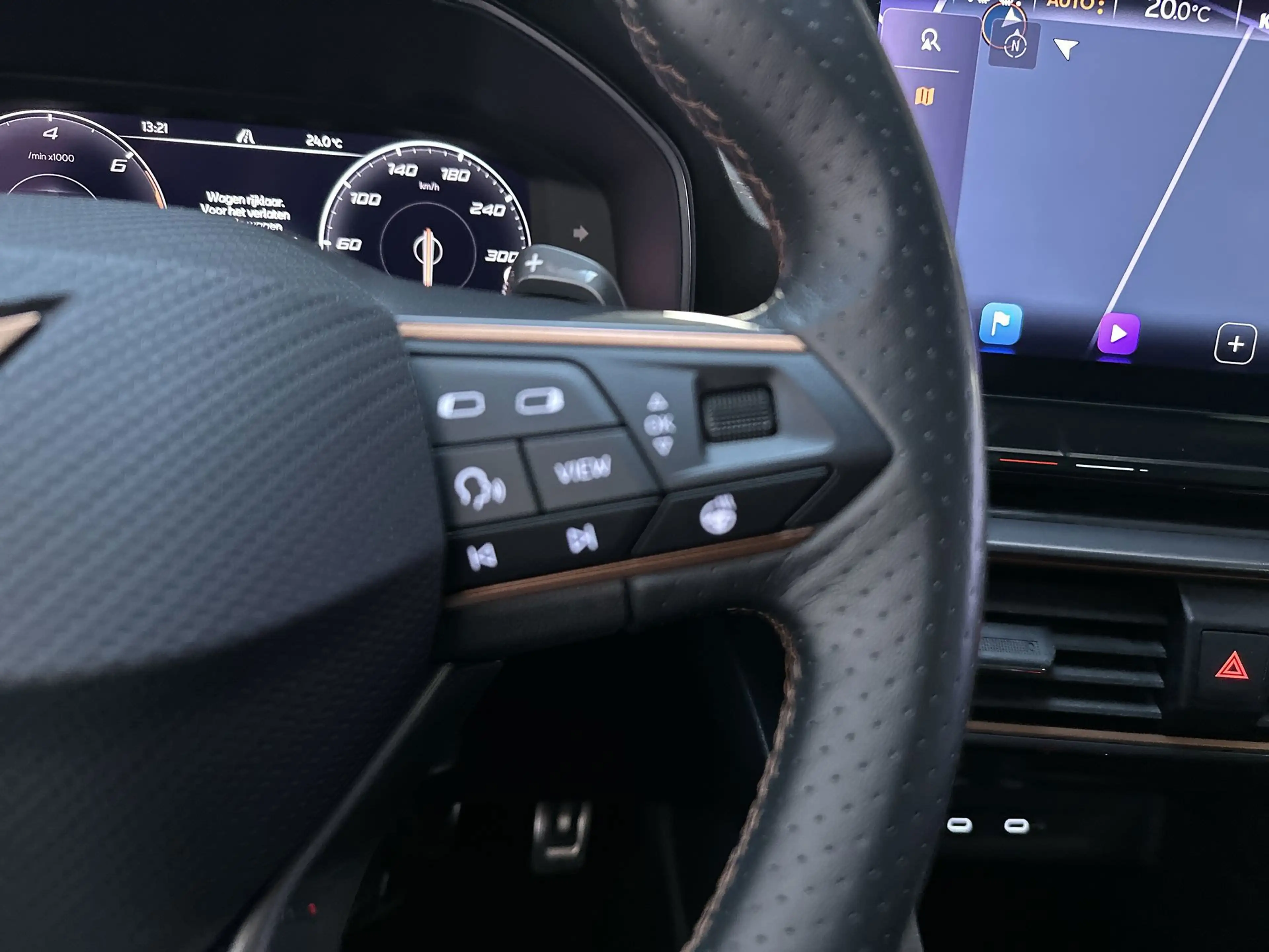 CUPRA Formentor 1.4 e-Hybrid VZ 245pk Performance Camera Trekhaak — photo 24