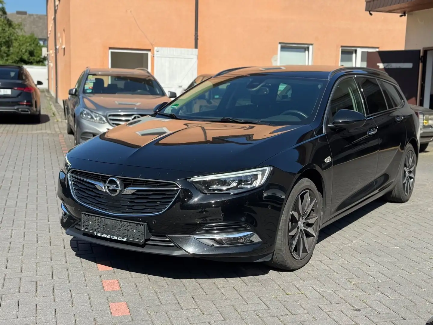 Opel Insignia B*LED*AUTOMATIK*WENIG KM* Schwarz - 1