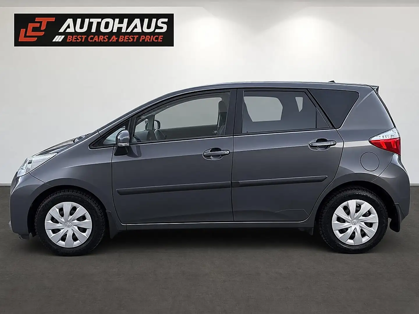 Toyota Verso-S Verso S 1,33 dVVT-i Active Aut. | PICKERL BIS 0... Grau - 2