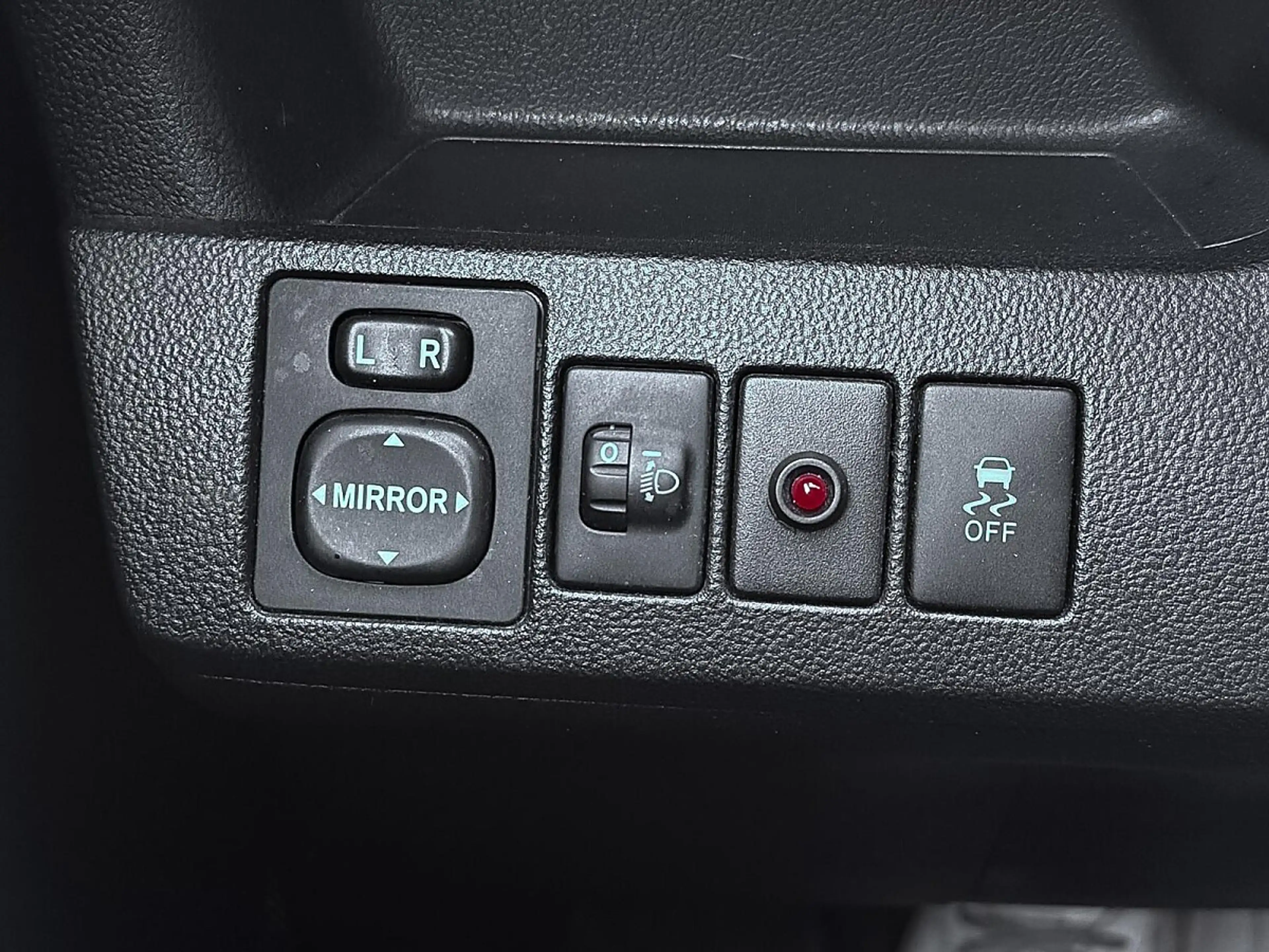 Toyota Verso-S Verso S 1,33 dVVT-i Active Aut. | PICKERL BIS 0... — photo 15