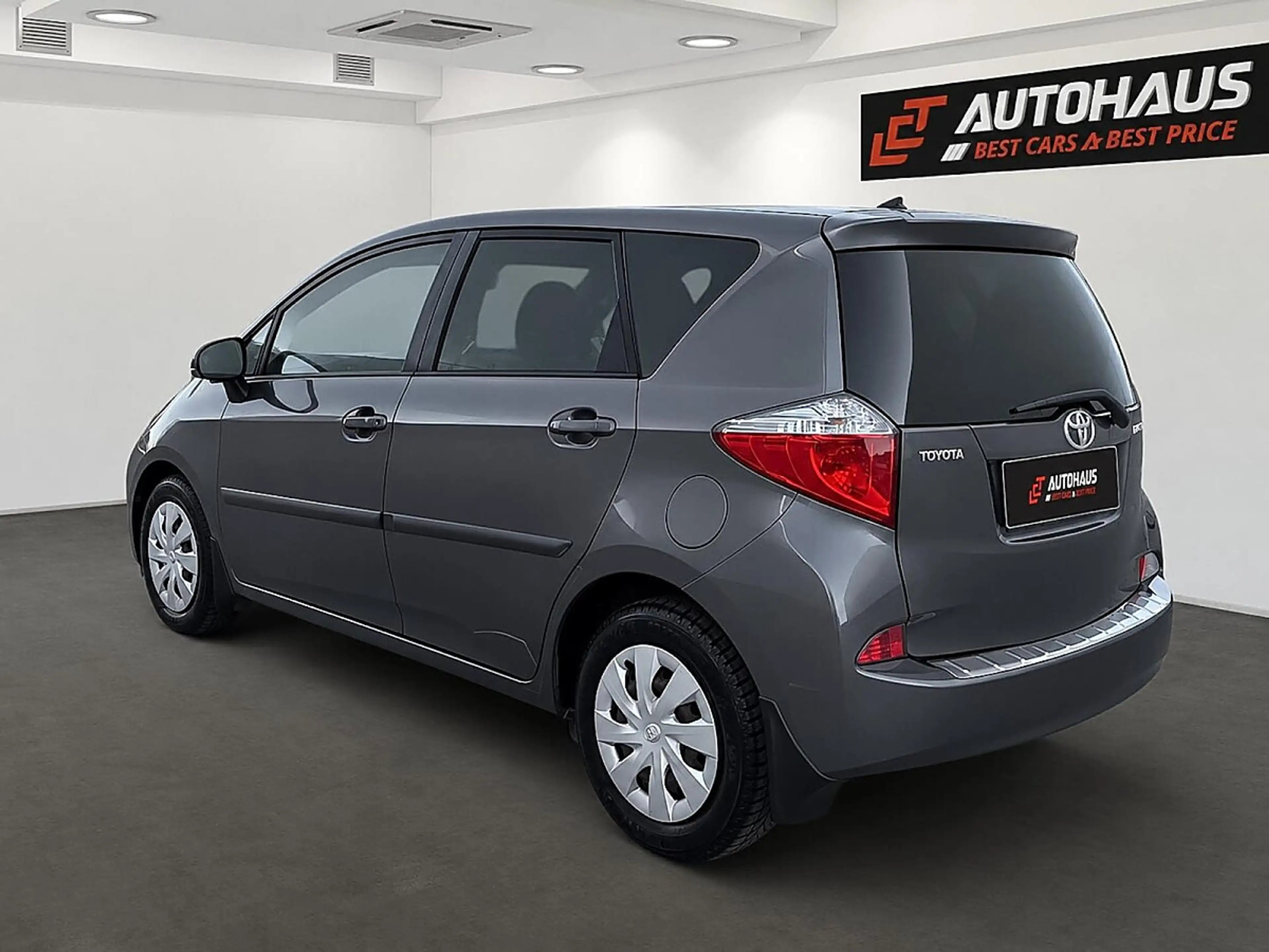 Toyota Verso-S Verso S 1,33 dVVT-i Active Aut. | PICKERL BIS 0... — photo 3