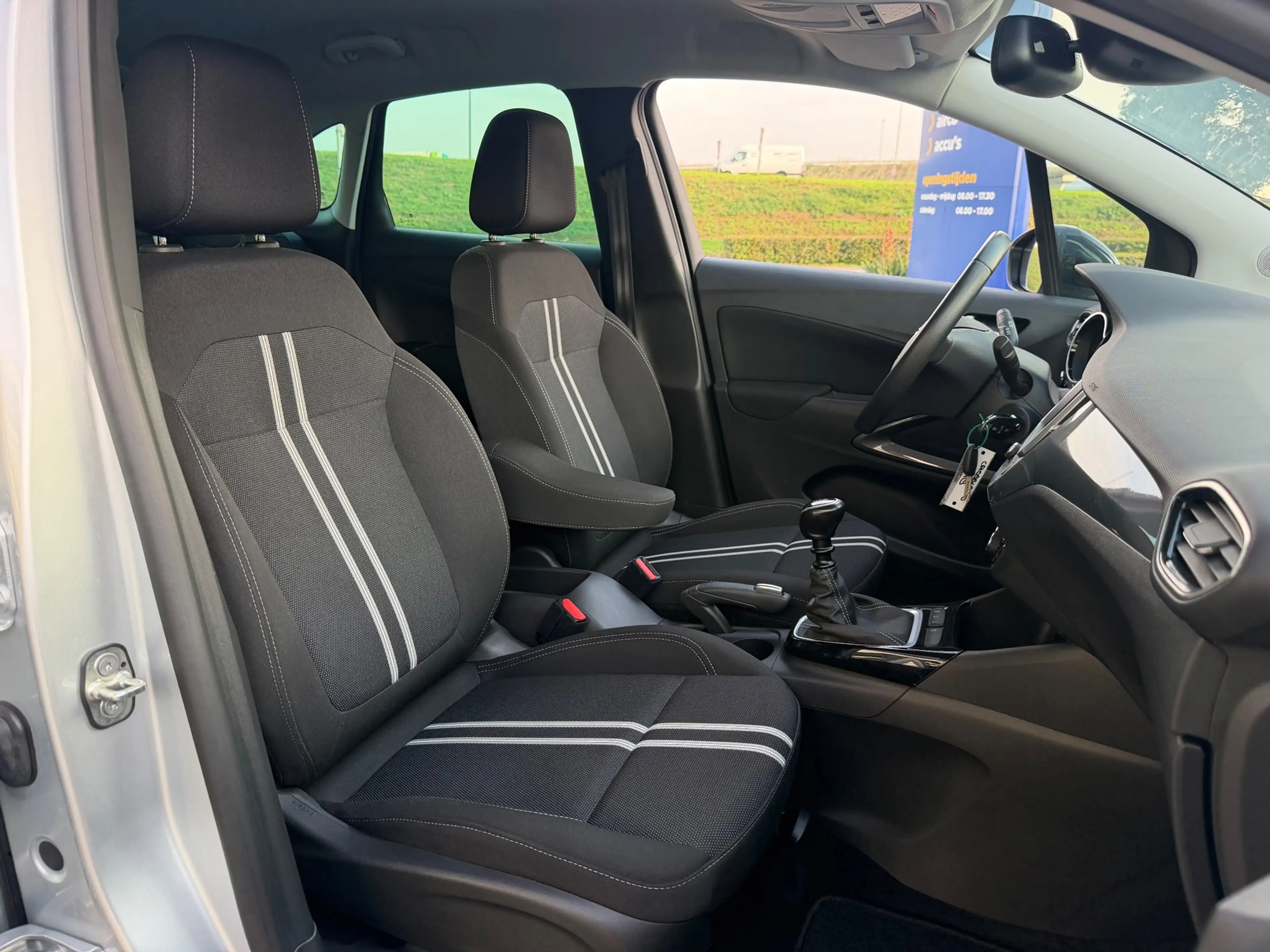 Opel Crossland 1.2 Turbo Elegance Airco Cruise Lmv — photo 19