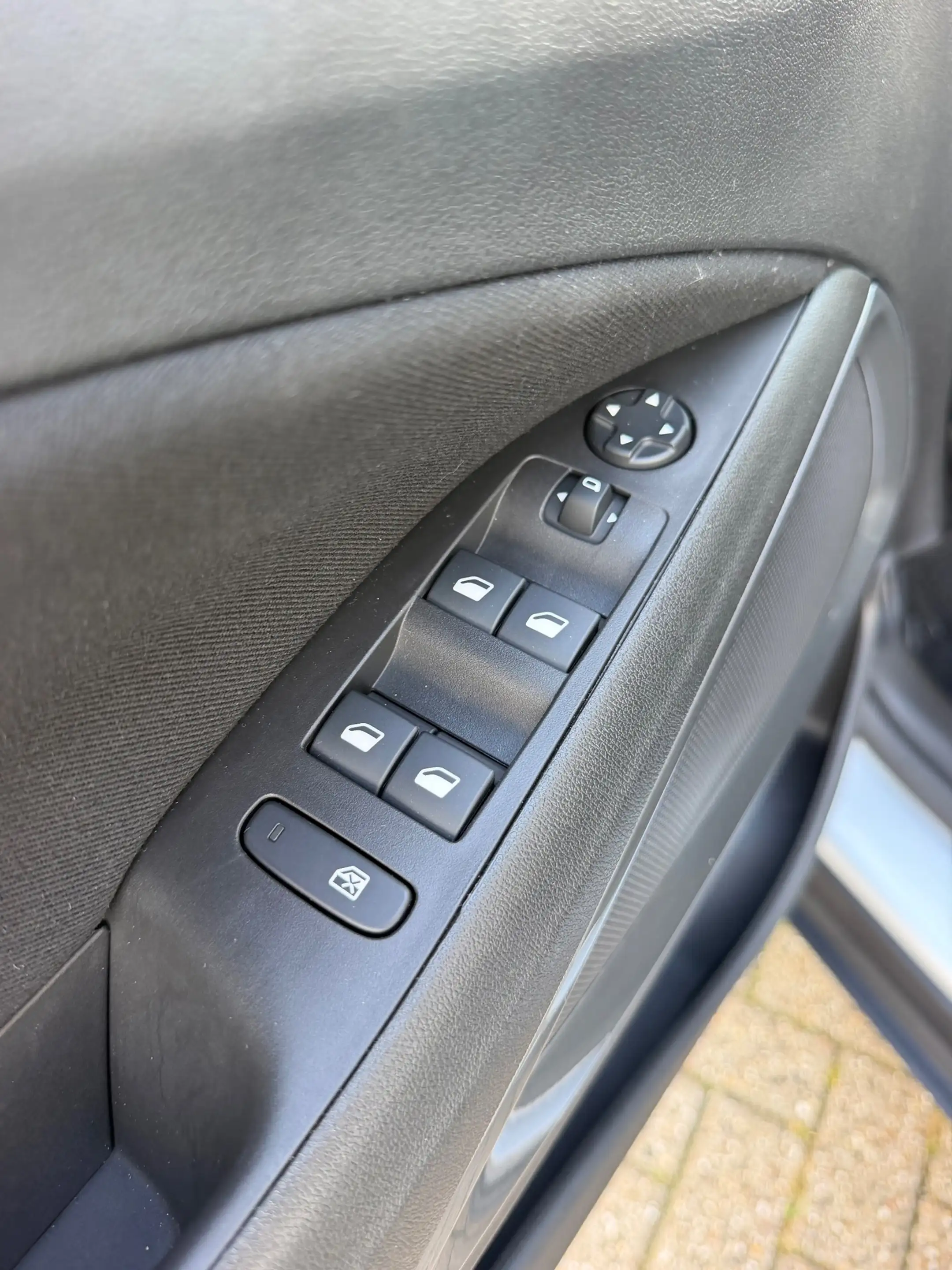Opel Crossland 1.2 Turbo Elegance Airco Cruise Lmv — photo 8