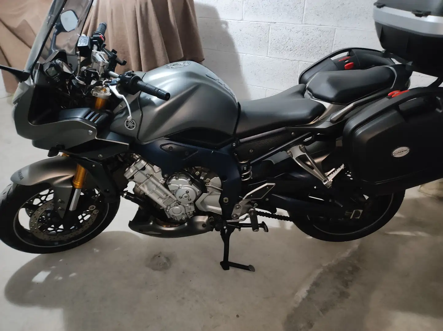 Yamaha FZ 1 Gri - 1