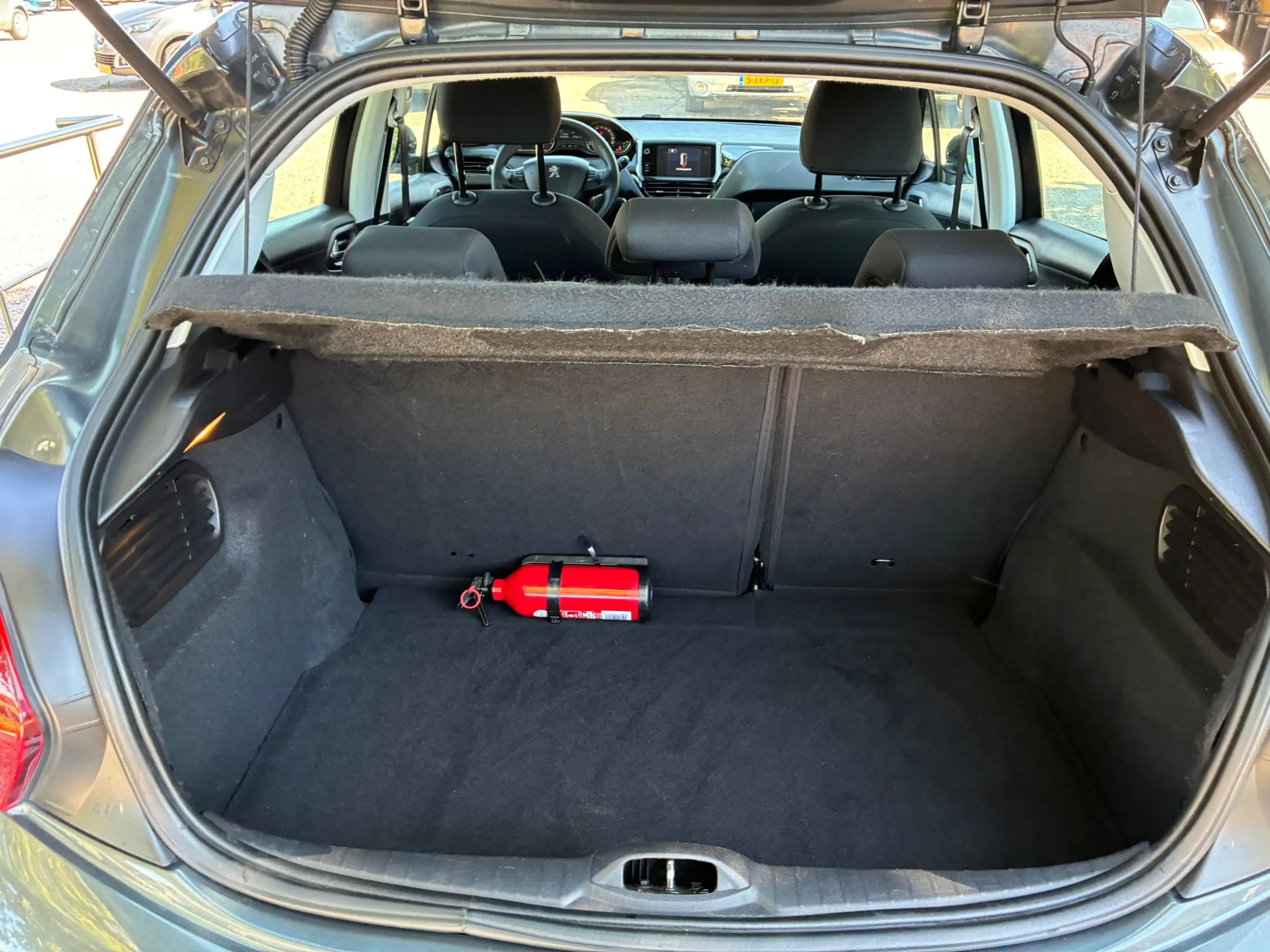 Peugeot 208 1.2 PureTech Blue Lion | Airco + Navi nu €5.975,-! — photo 9