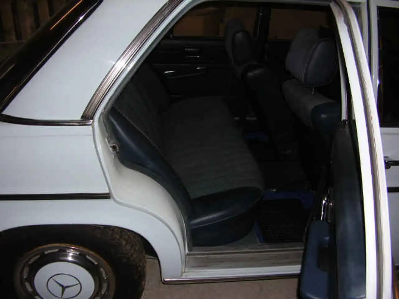 Mercedes-Benz 200 D/8, foto 7