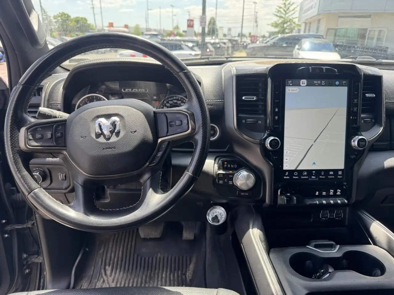 RAM 1500 снимка RAM 1500