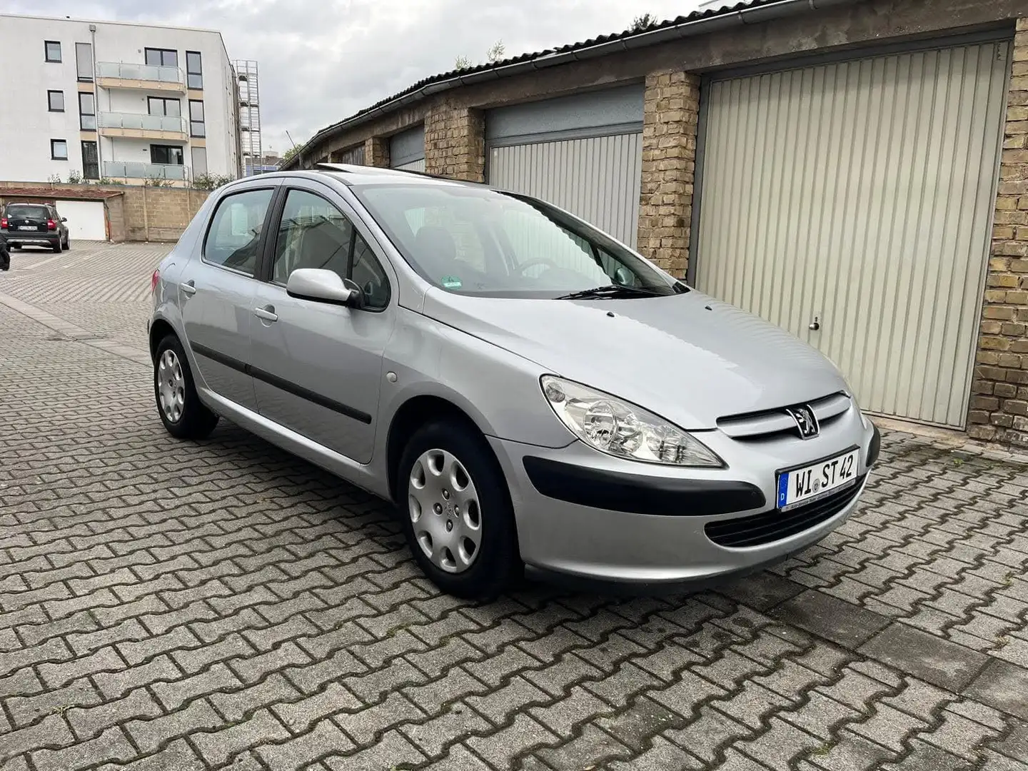 Peugeot 307 Plateado - 2
