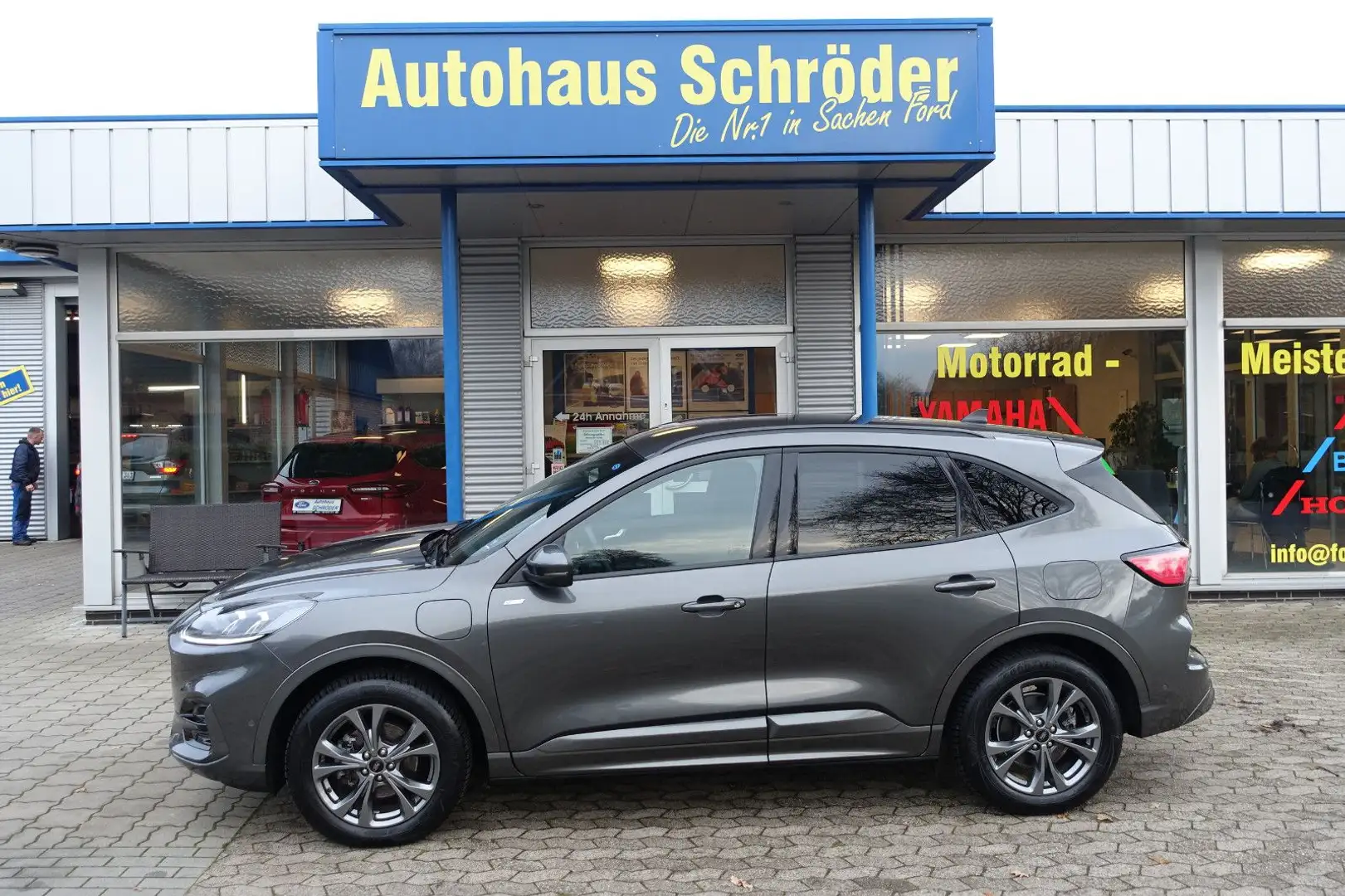 Ford Kuga Plug-In Hybrid ST-Line X - 2,5PHEV / AHK Grau - 1