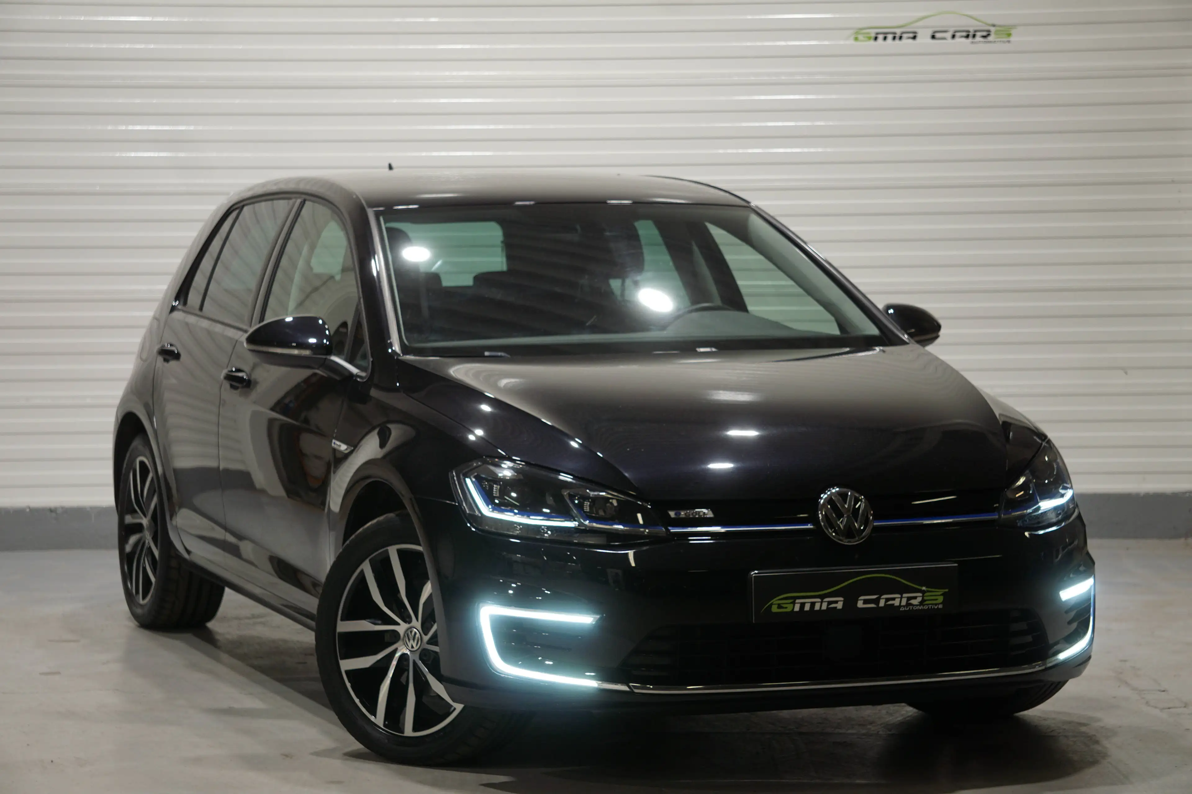 Volkswagen e-Golf e-Golf 35.8kWh-Navi-Cam-Keyless-Carplay-Acc-Garantie — photo 2