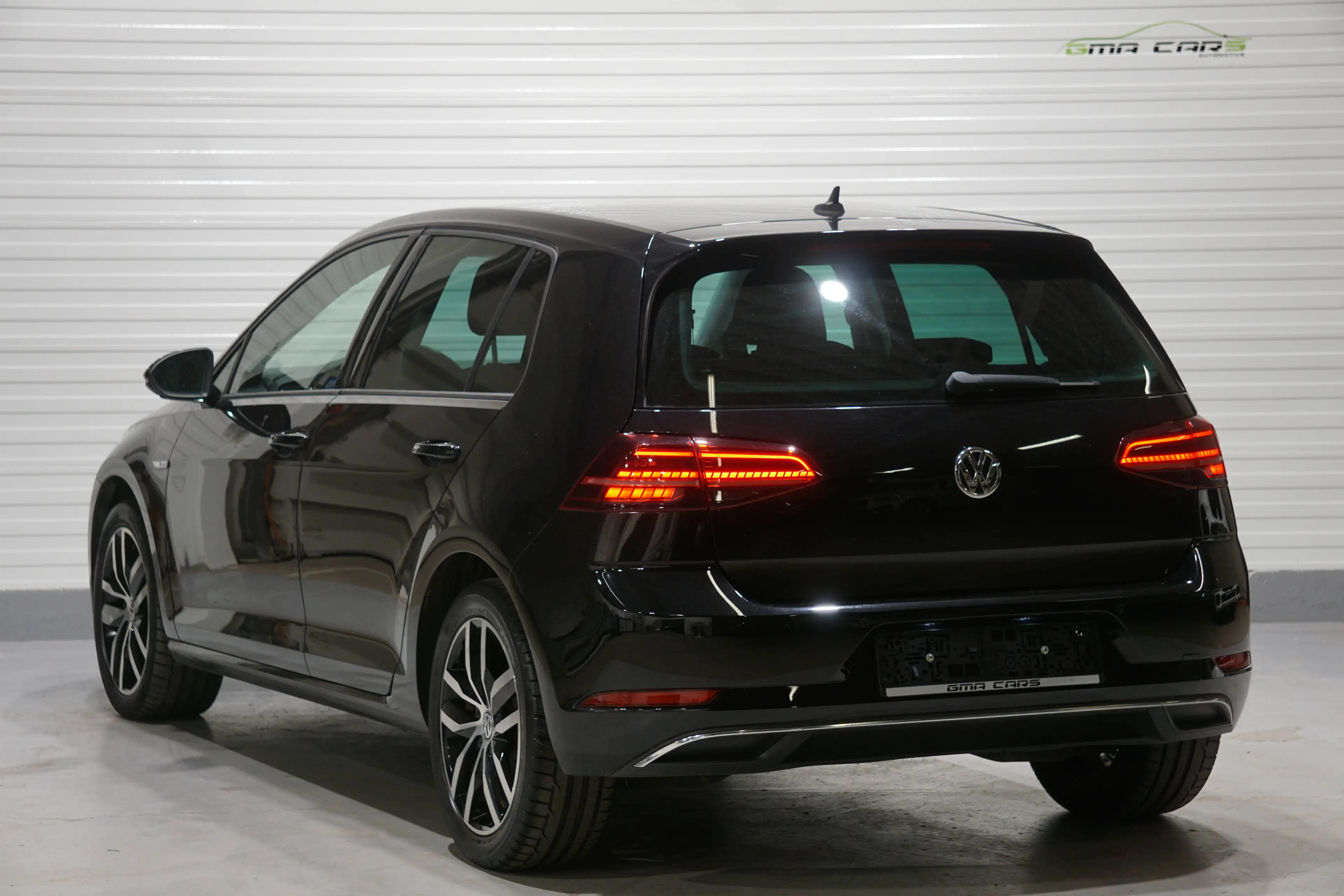 Volkswagen e-Golf e-Golf 35.8kWh-Navi-Cam-Keyless-Carplay-Acc-Garantie — photo 4
