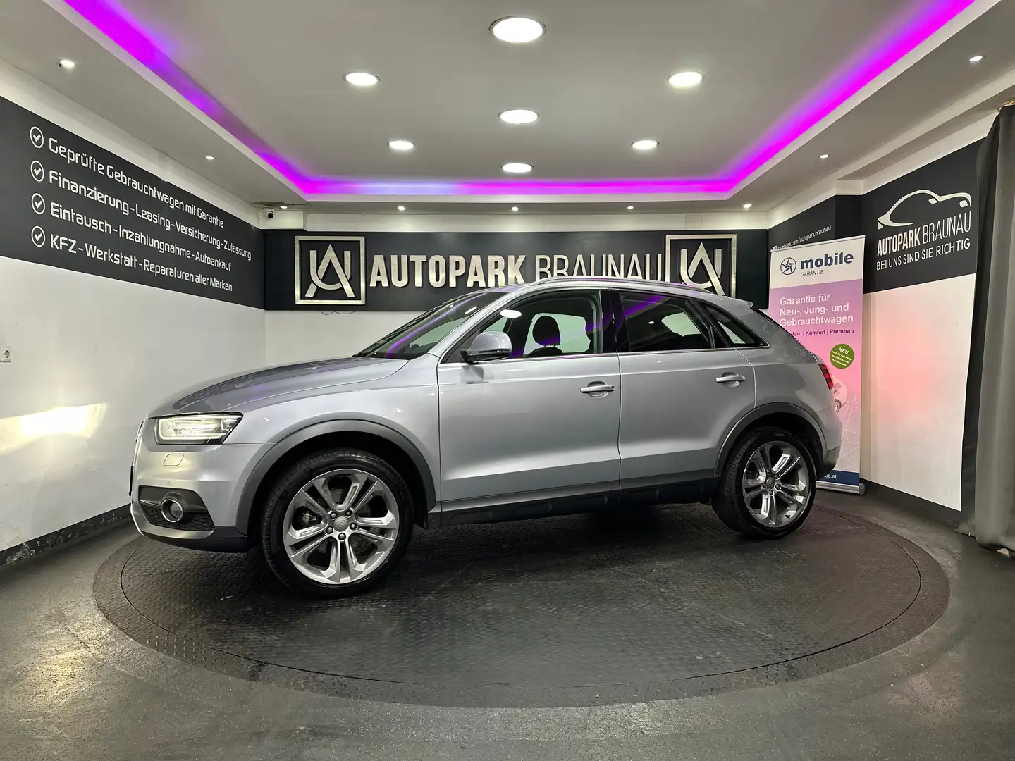 Audi Q3 2.0 TDI quattro S-Tronic Offroad *DAYLIGHT*LED* Grau - 2