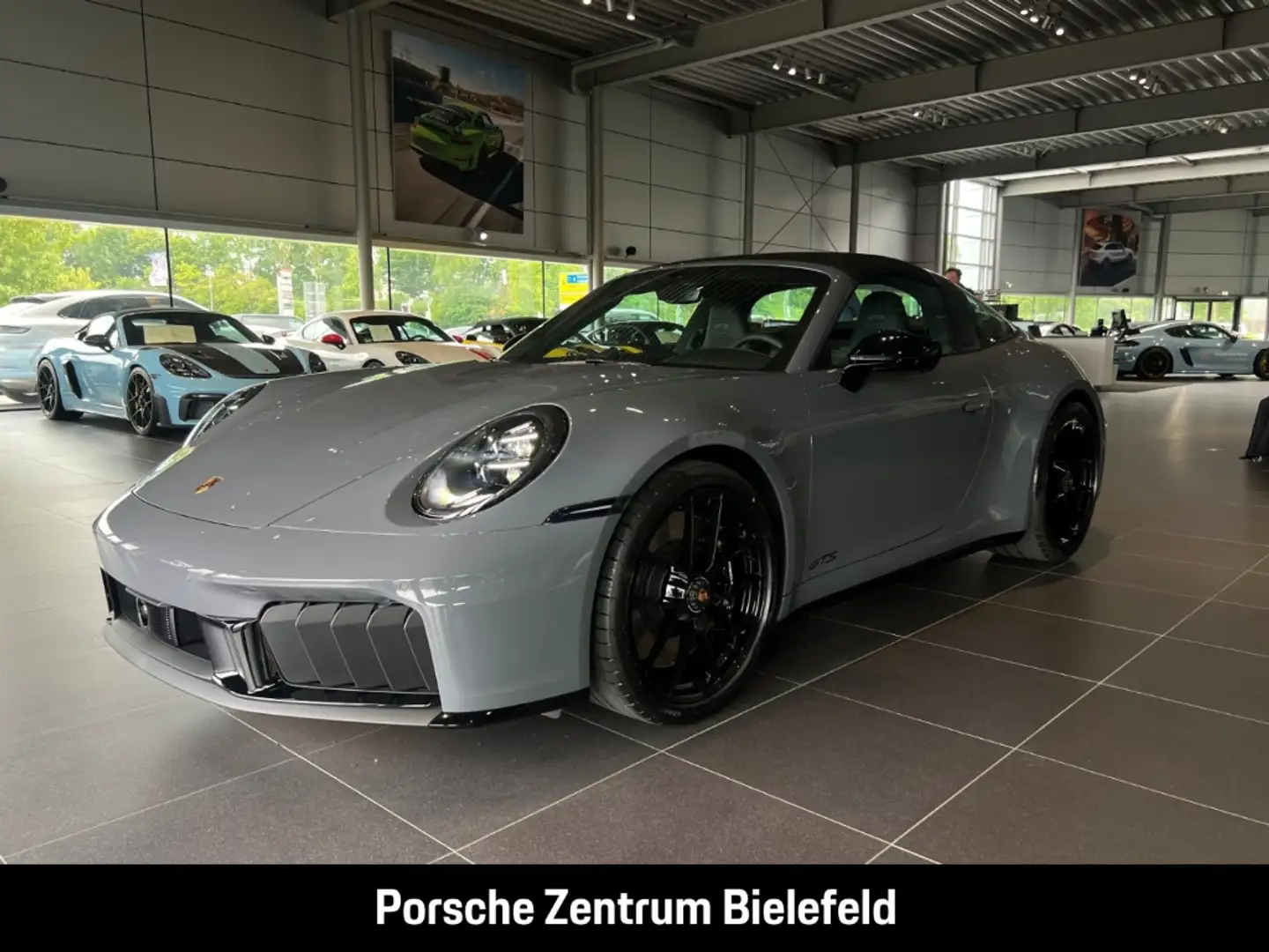 Porsche 992 911 Targa 4 GTS LiftsystemVA LED-Matrix BOSE Grau - 1