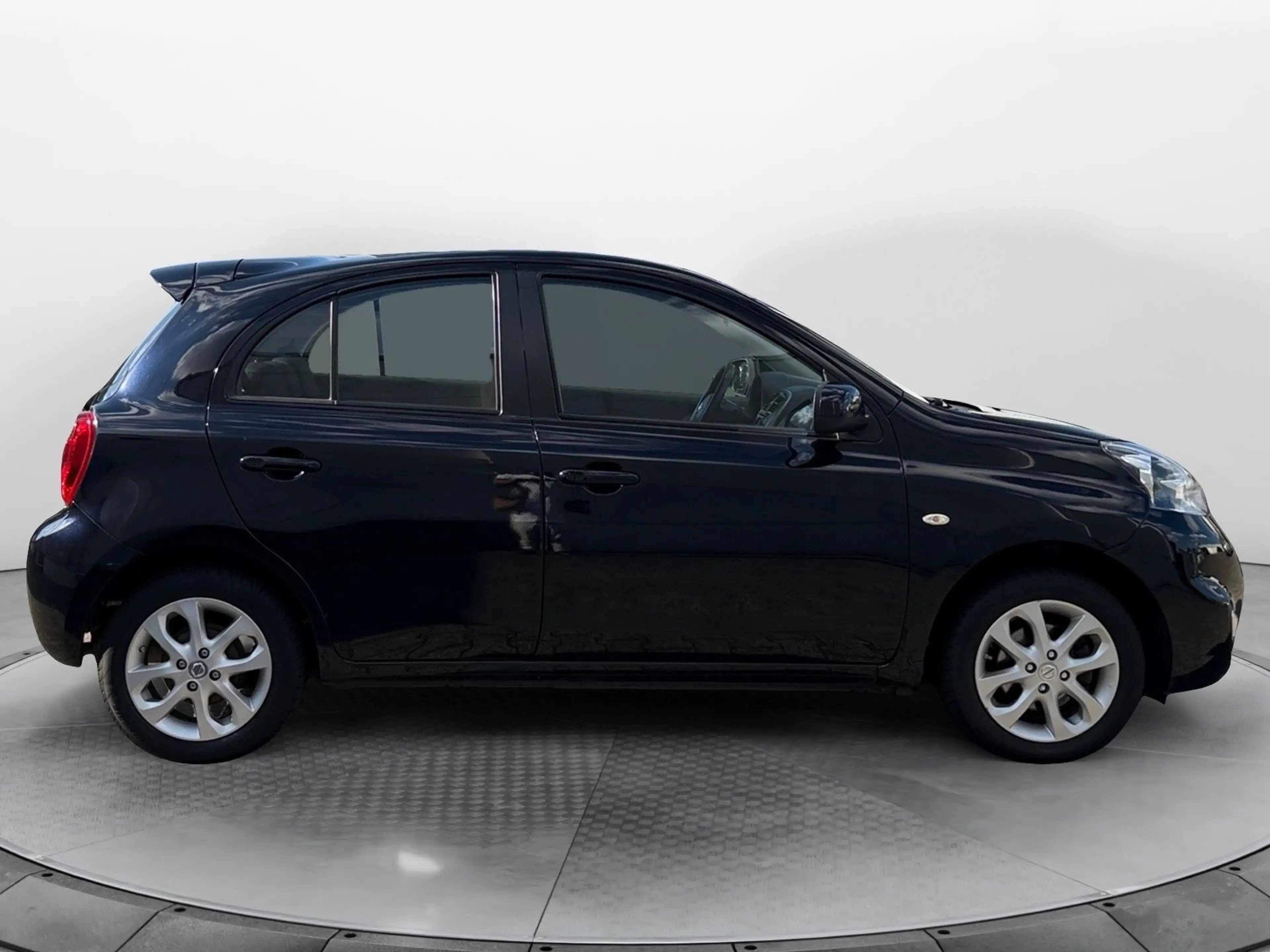 Nissan Micra 1.2 Sitzheizung Klima USB neue Inspektion — photo 6