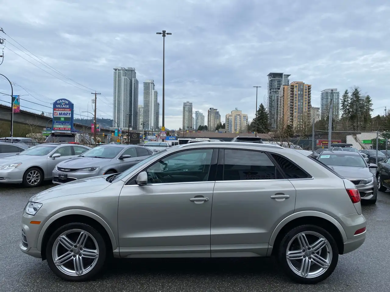 Audi Q3 снимка Audi Q3