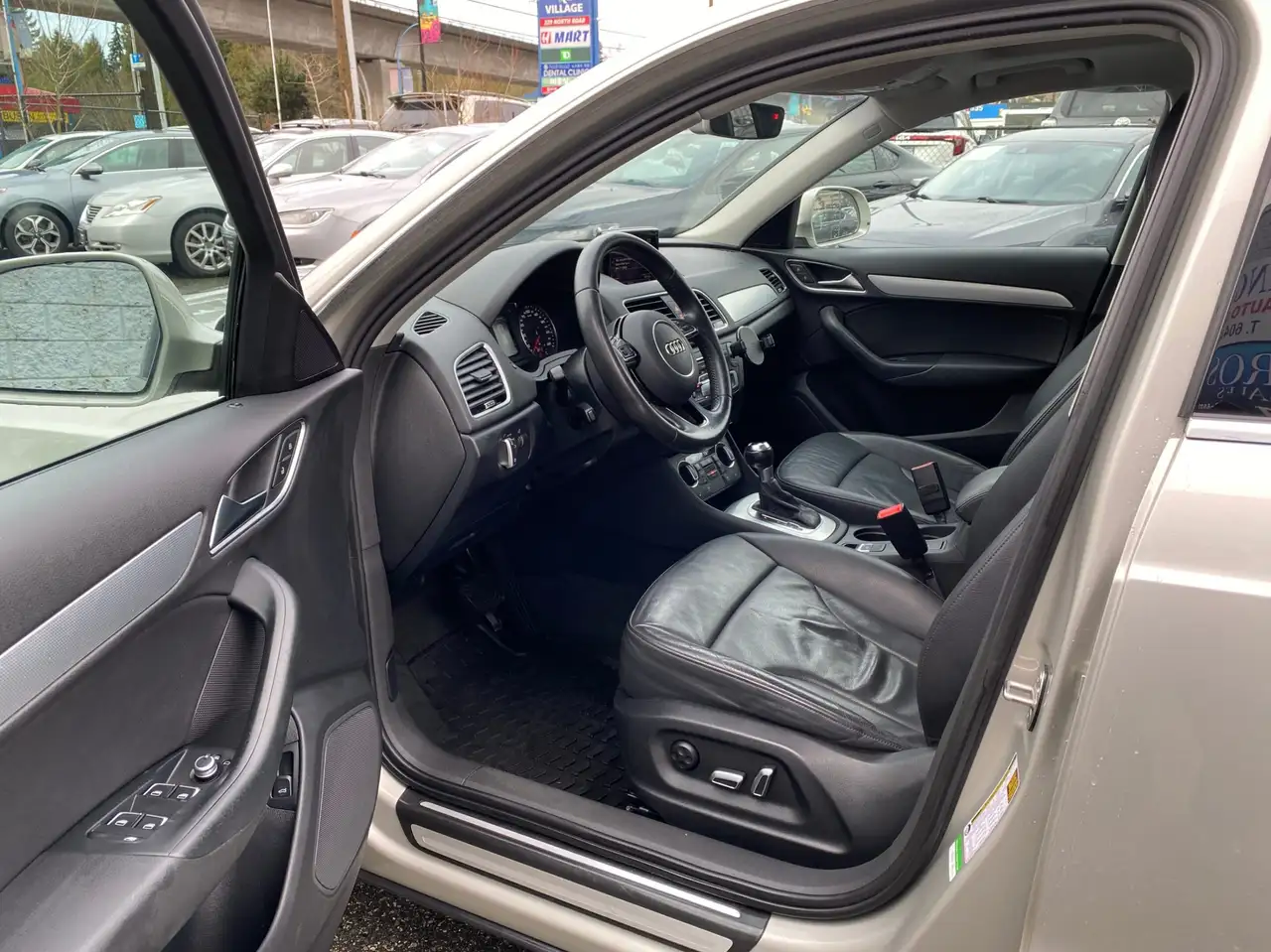 Audi Q3 снимка Audi Q3