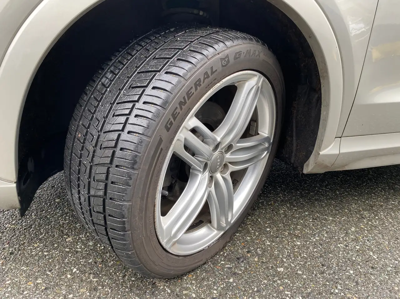 Audi Q3 снимка Audi Q3