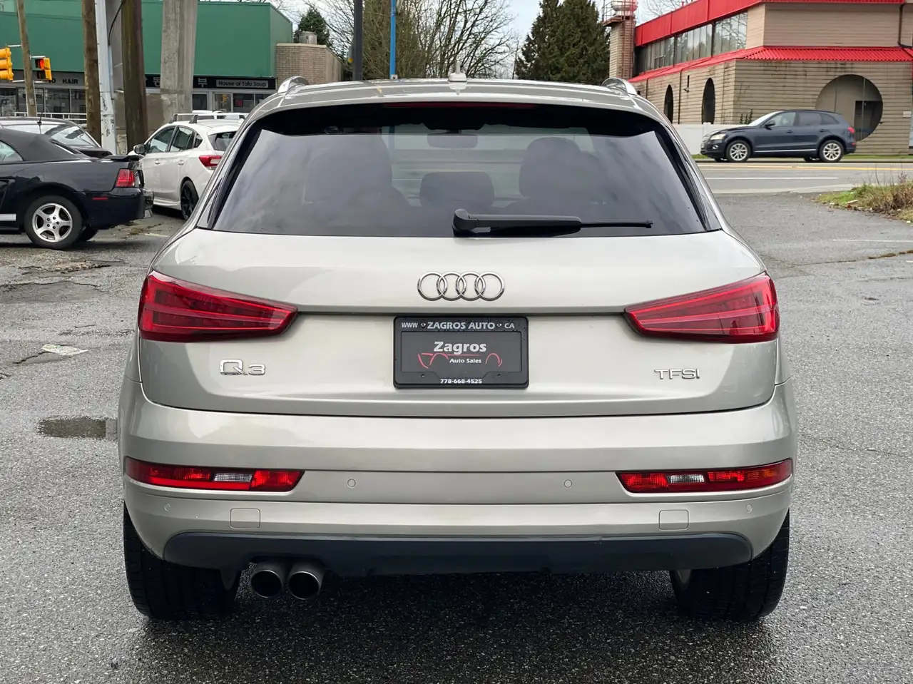 Audi Q3 снимка Audi Q3